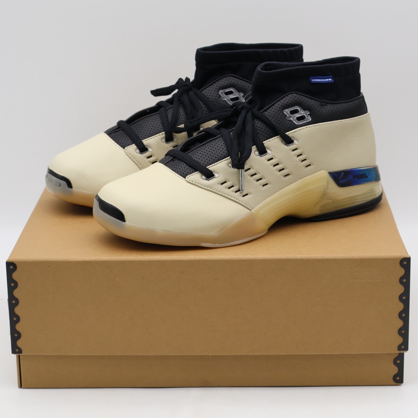 IH0177-200 Infinite Archives Nike Air Jordan 17 Beach Metallic Silver (Men's)