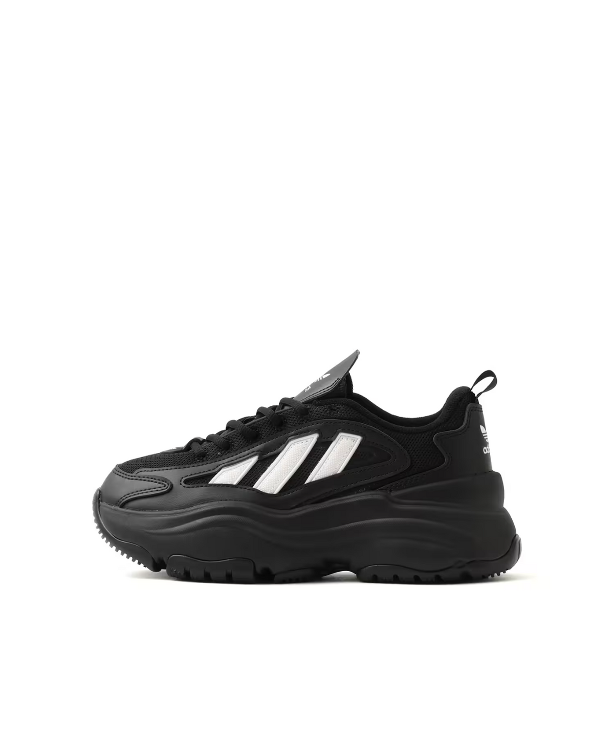 LM8050 adidas Ozgaia "Core Black/Cloud White" (Women's)