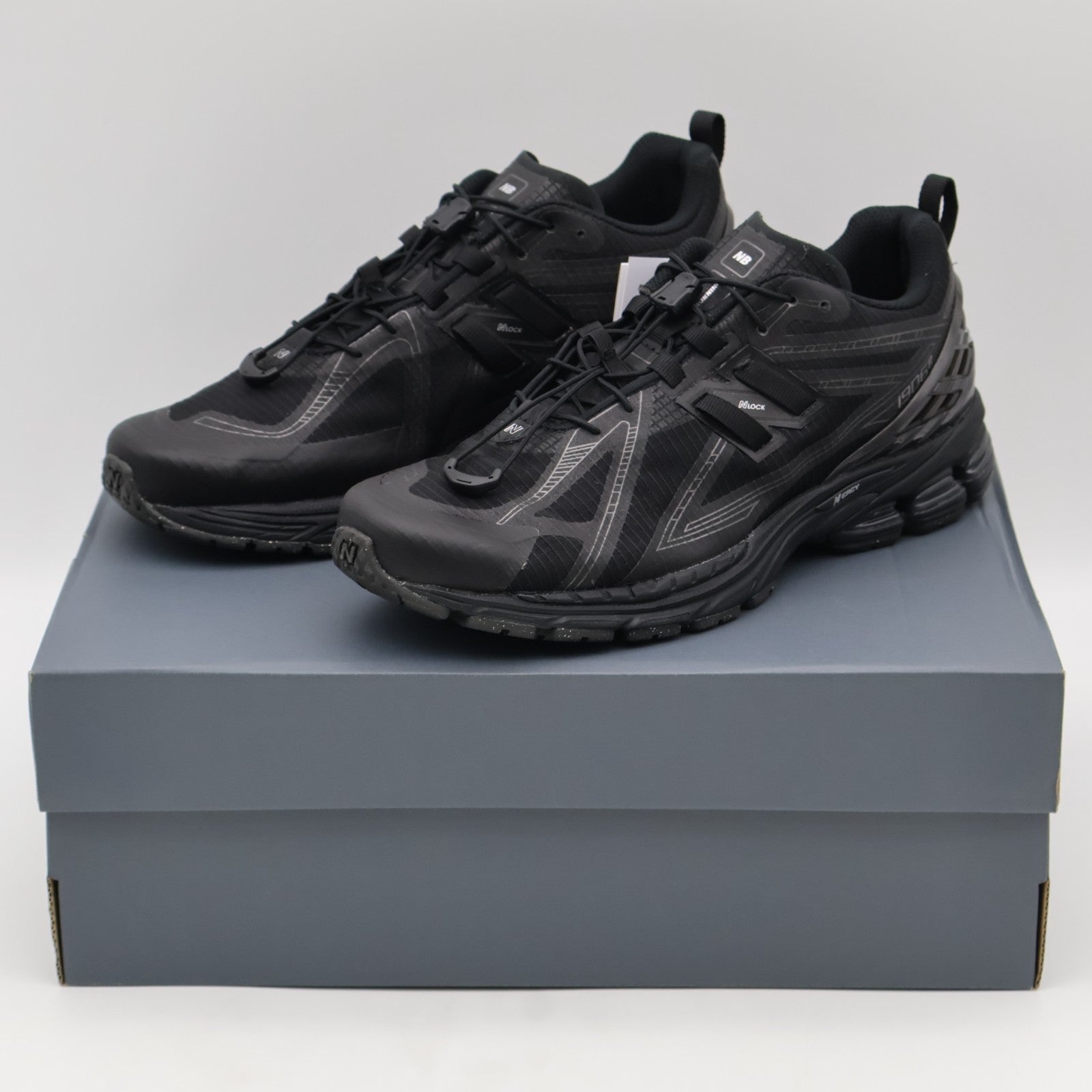 U1906RNB New Balance 1906R Triple Black (Men's)