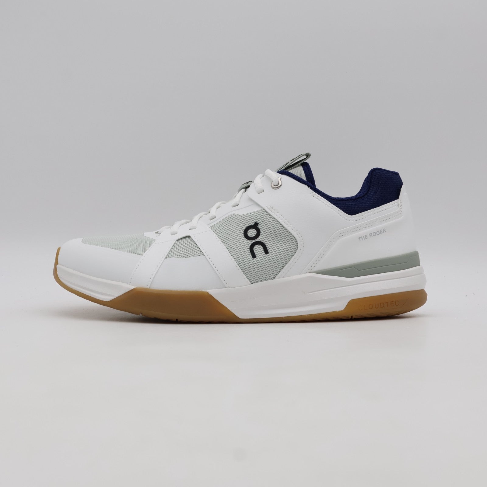 3MD30034768 On The Roger Clubhouse Pro White/Iceberg (Men's)