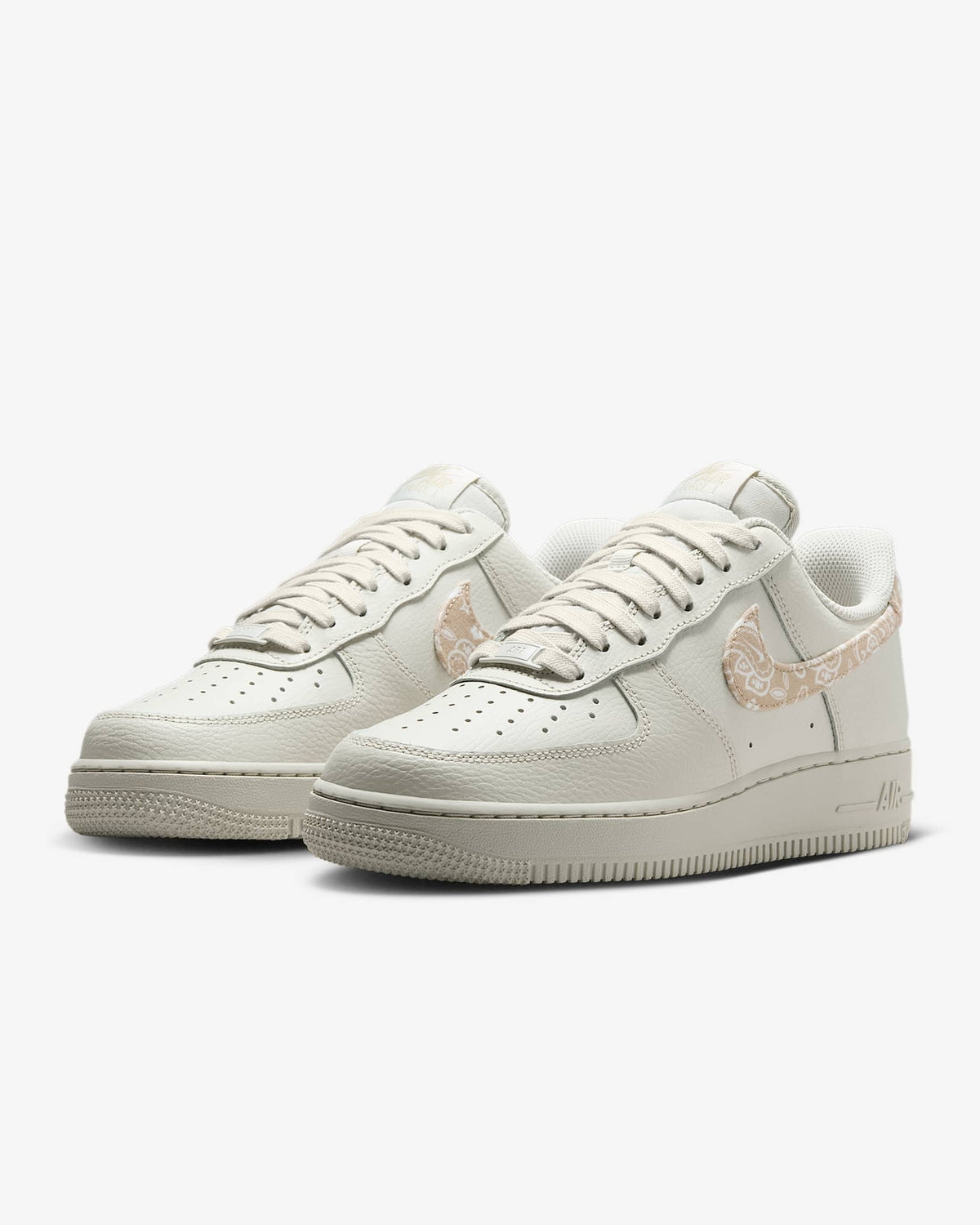 IH2051-072 Nike Air Force 1 '07 Light Bone Grain Light Bone Light Bone (Women's)