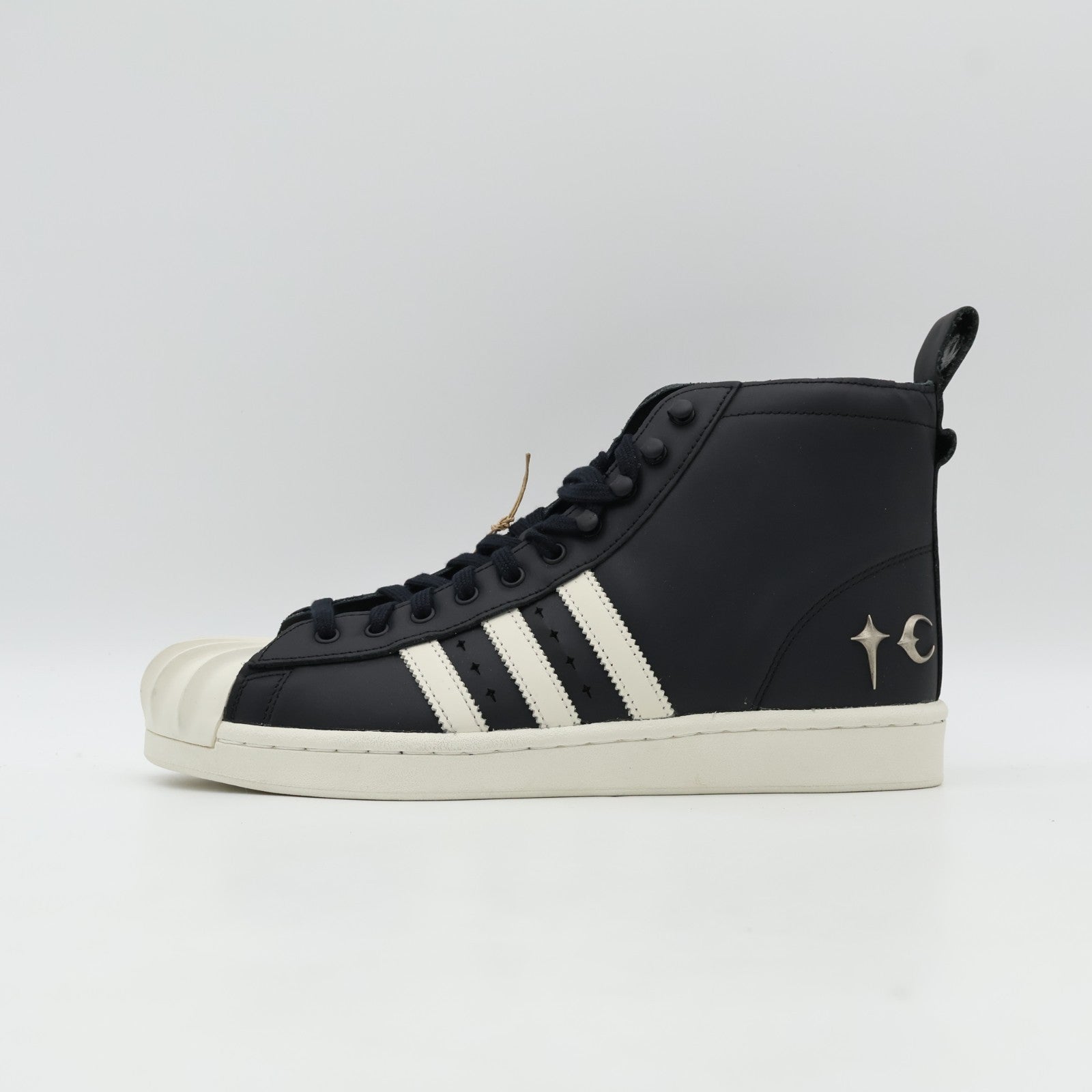 JP6519 THUG CLUB adidas Originals Superstar Boots Luxe Core Black (Men's)