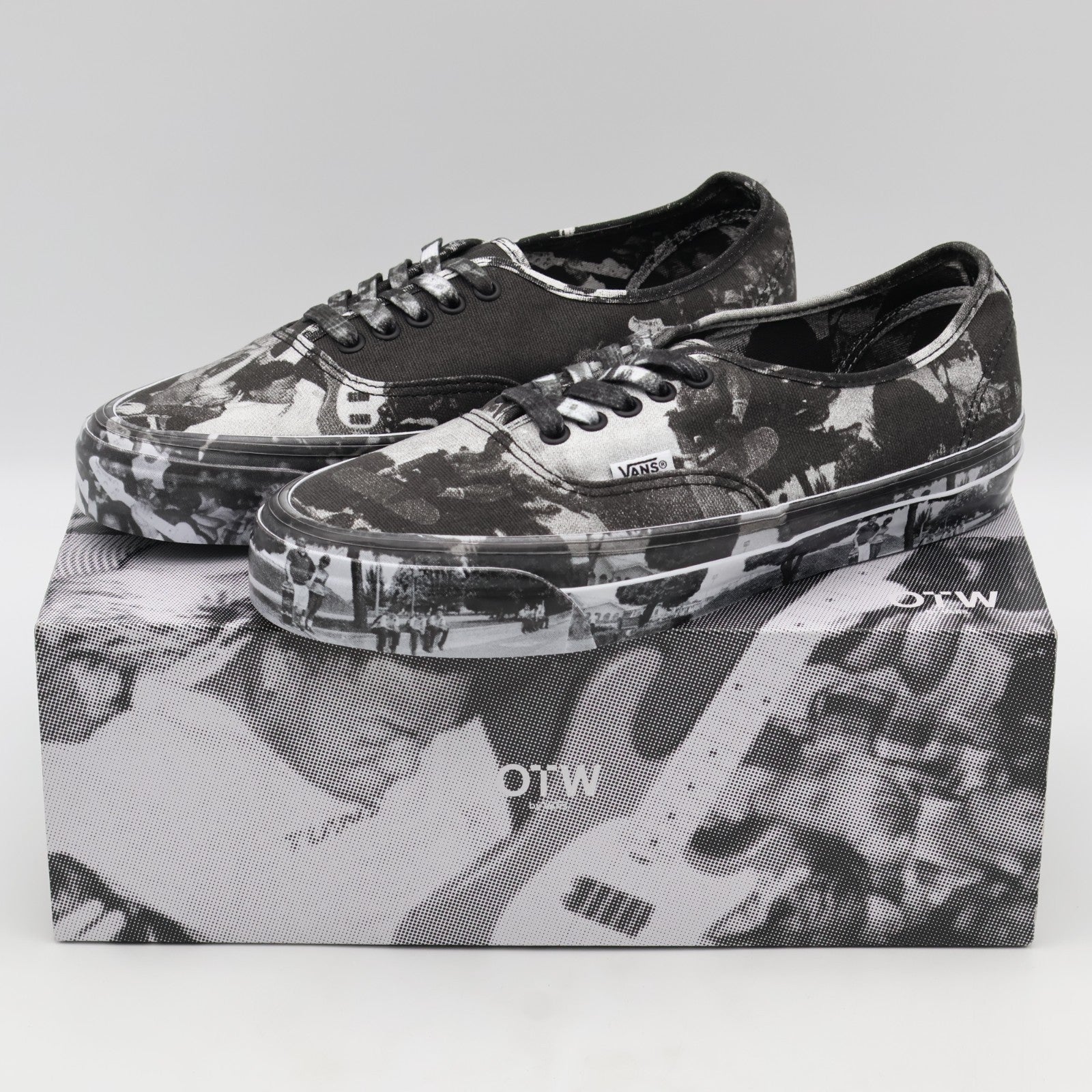 VN000EEUGC7 Atiba Jefferson OTW by Vans Authentic Black Grey (Men's)