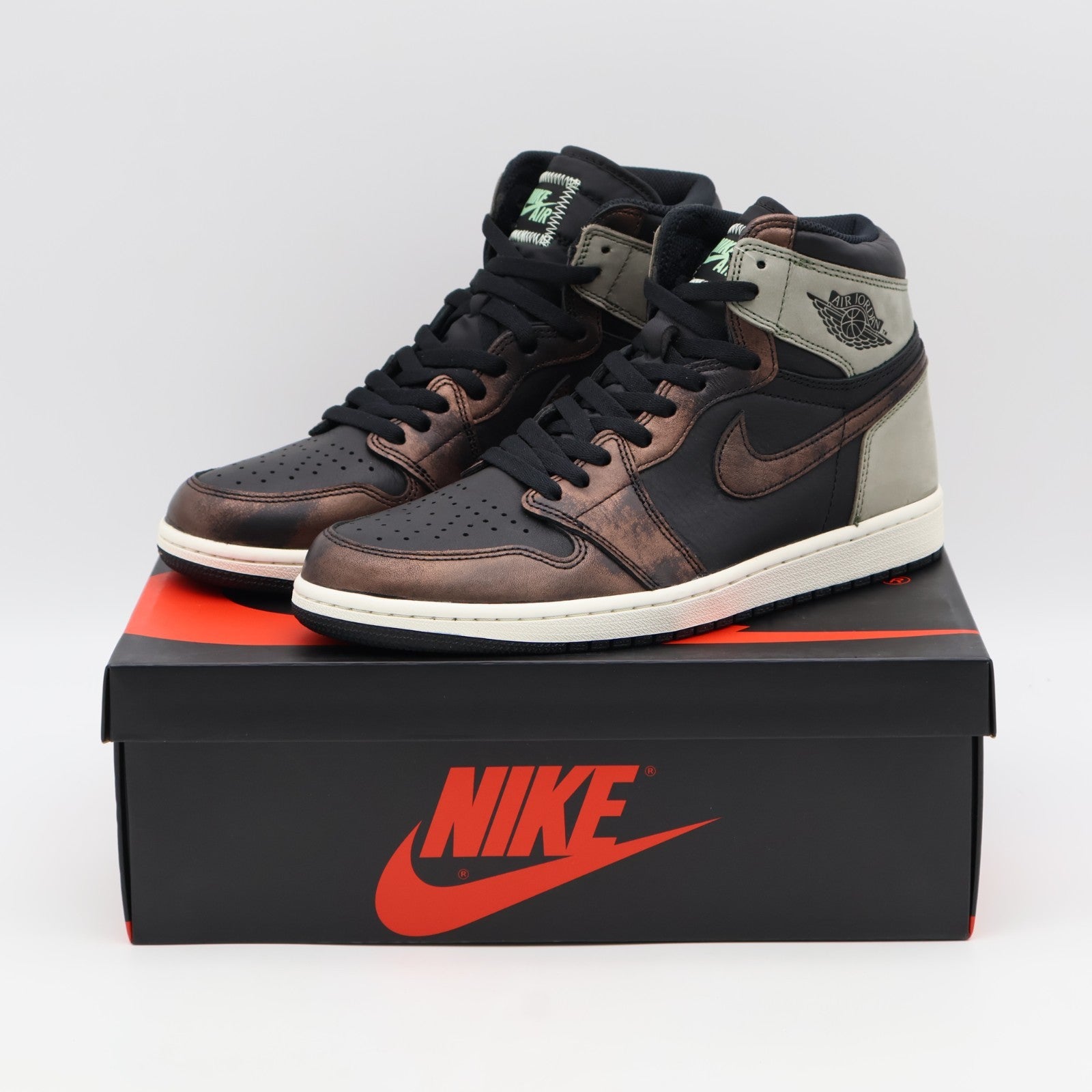 555088-033 Nike Air Jordan 1 High OG Rust Shadow (Men's)