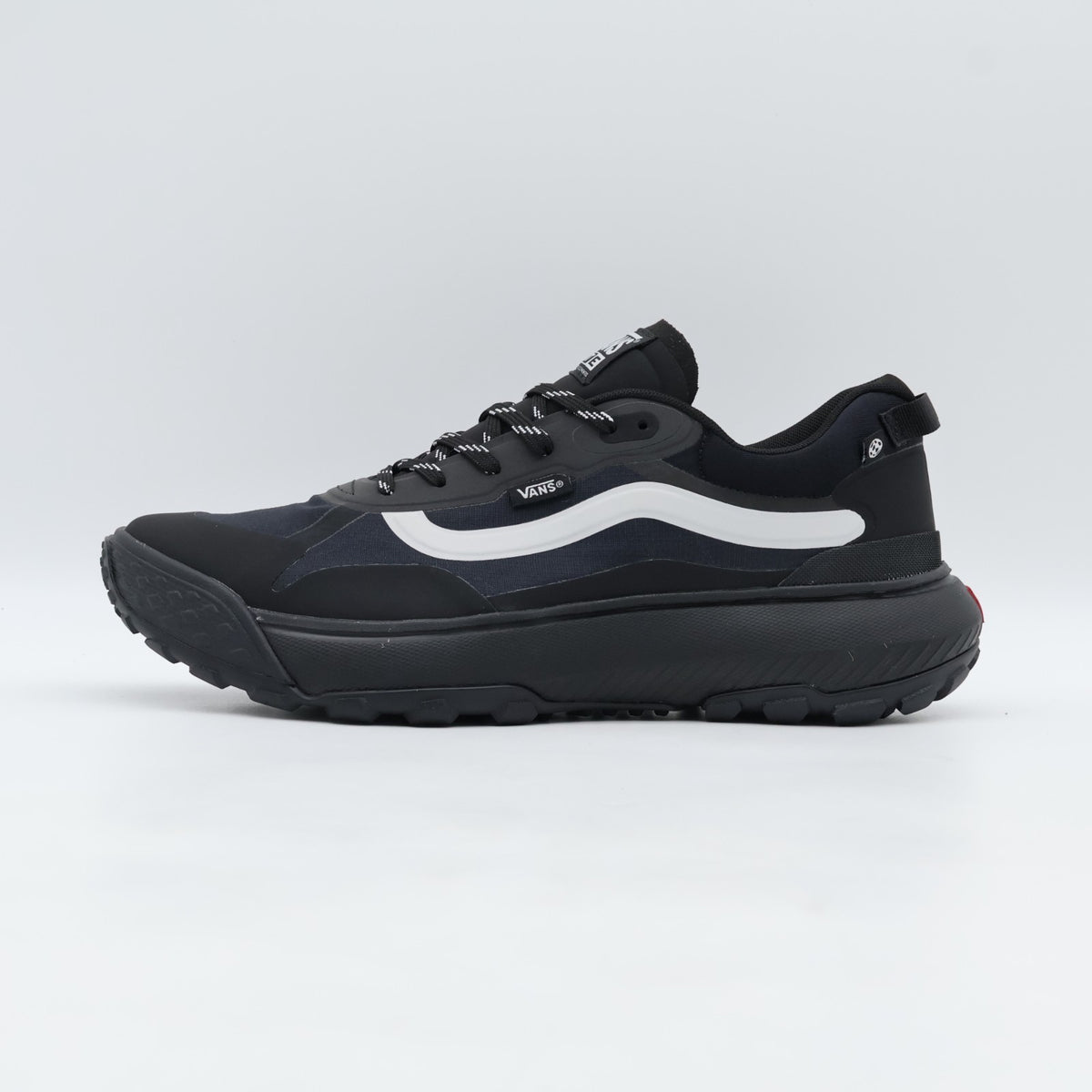 VN000CVUBLK Vans MTE Crosspath Reflective Black (Men's)