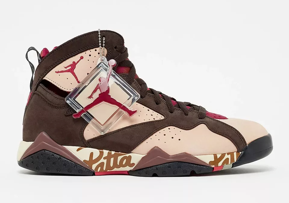 AT3375-200 AT3375-200 Patta à Nike Air Jordan 7 OG Brown (Men's)