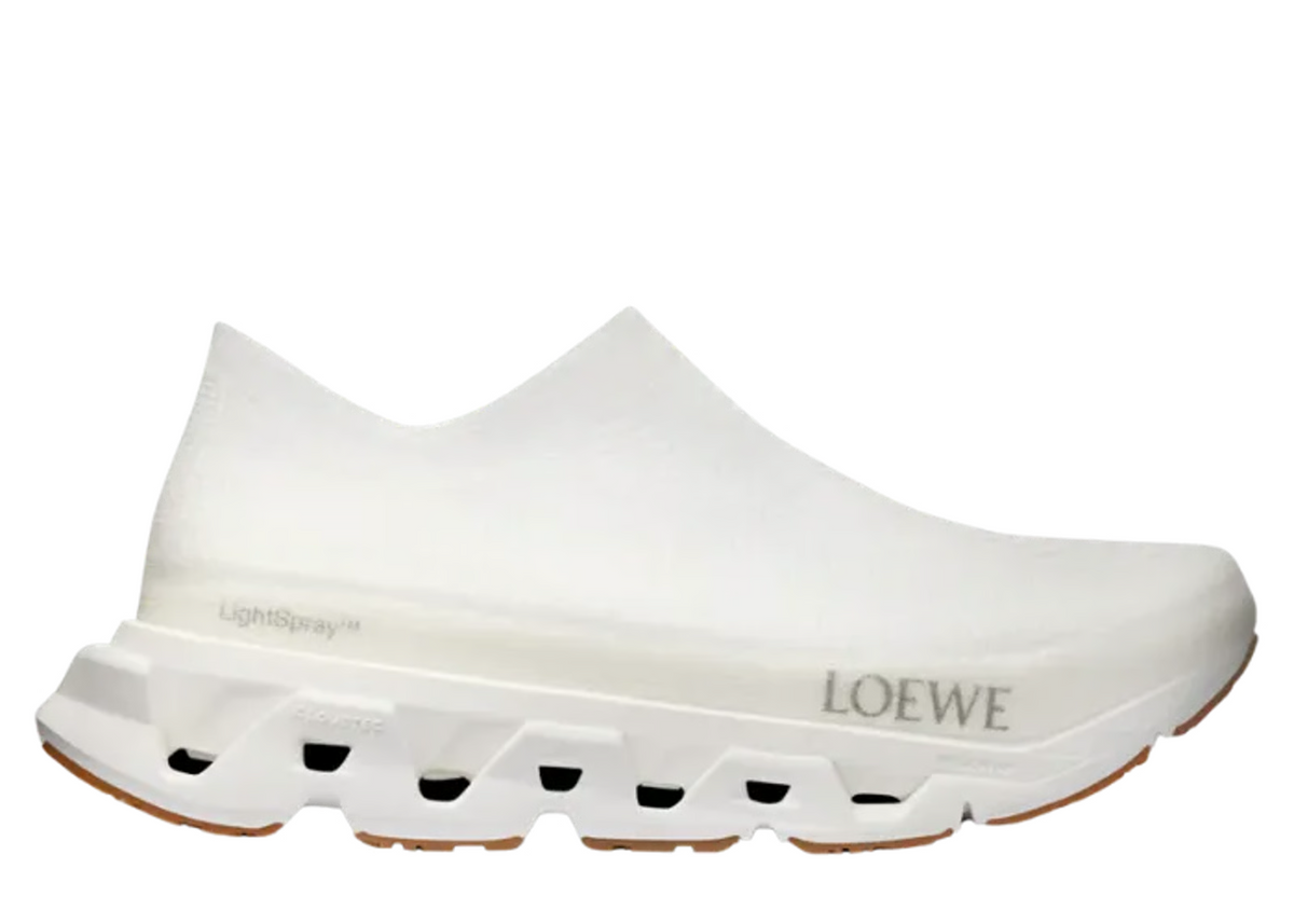 3UG10030069 LOEWE Ã On LightSpray Cloudmonster White (Men's)