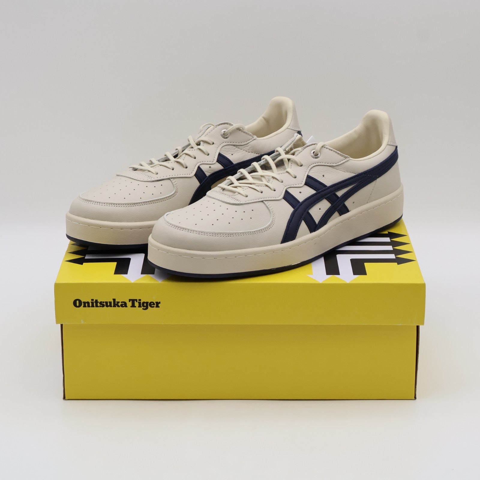1183A803-200 Onitsuka Tiger GSM SD Oatmeal Peacoat (Men's)