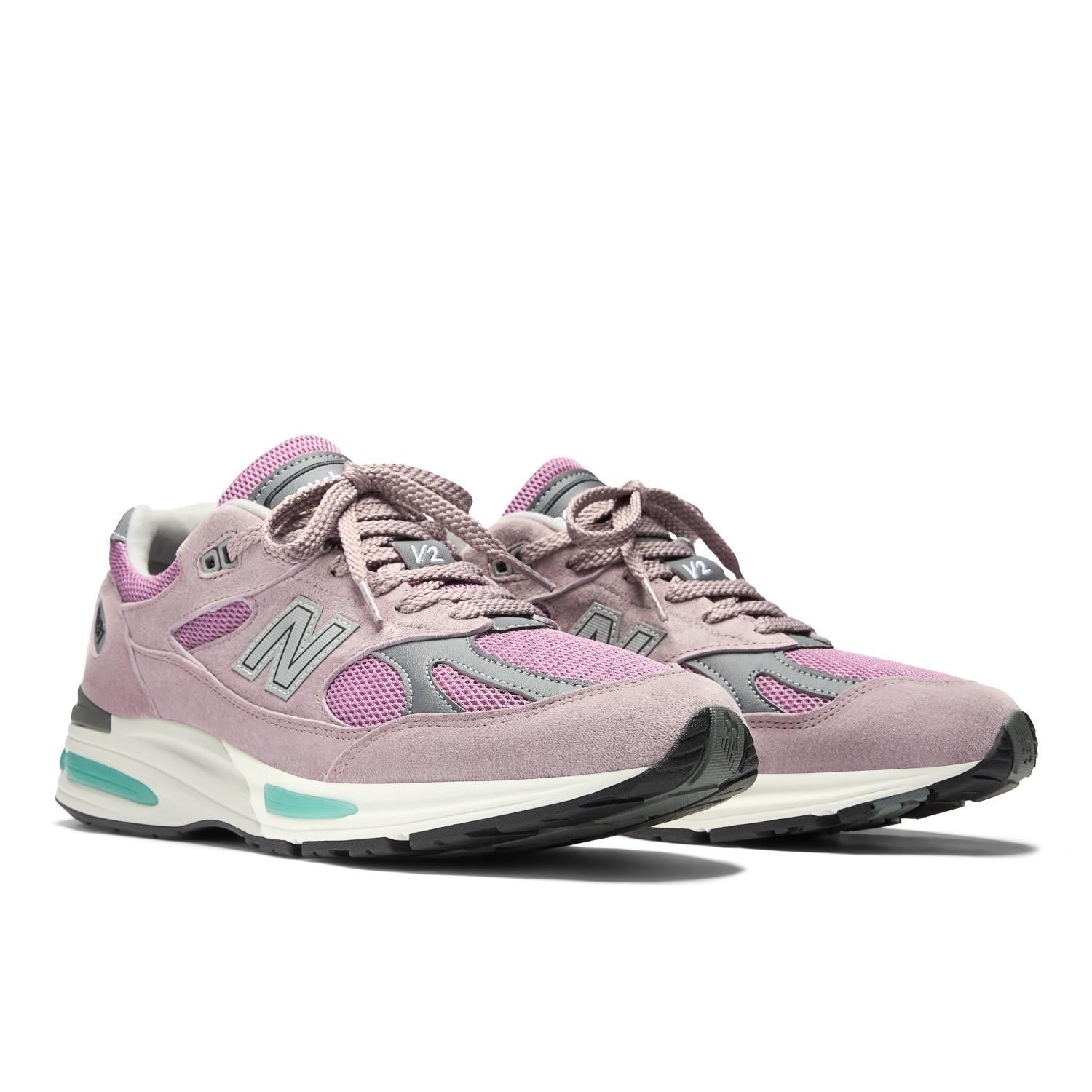 U991RR2 New Balance 991V2 Pink (Men's)
