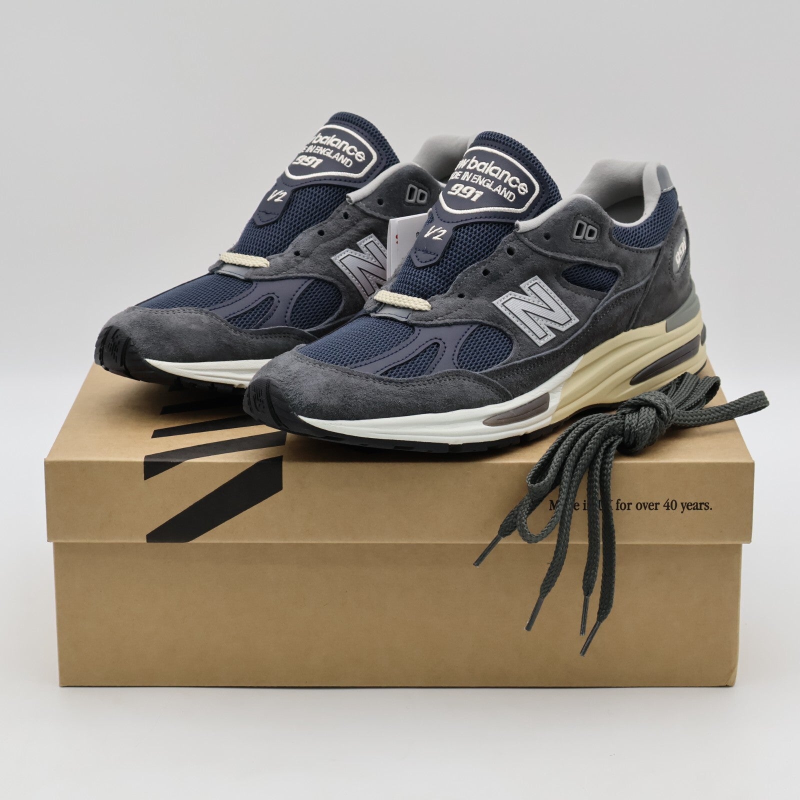 U991GG2 New Balance 991V2 Gray Navy (Men's)