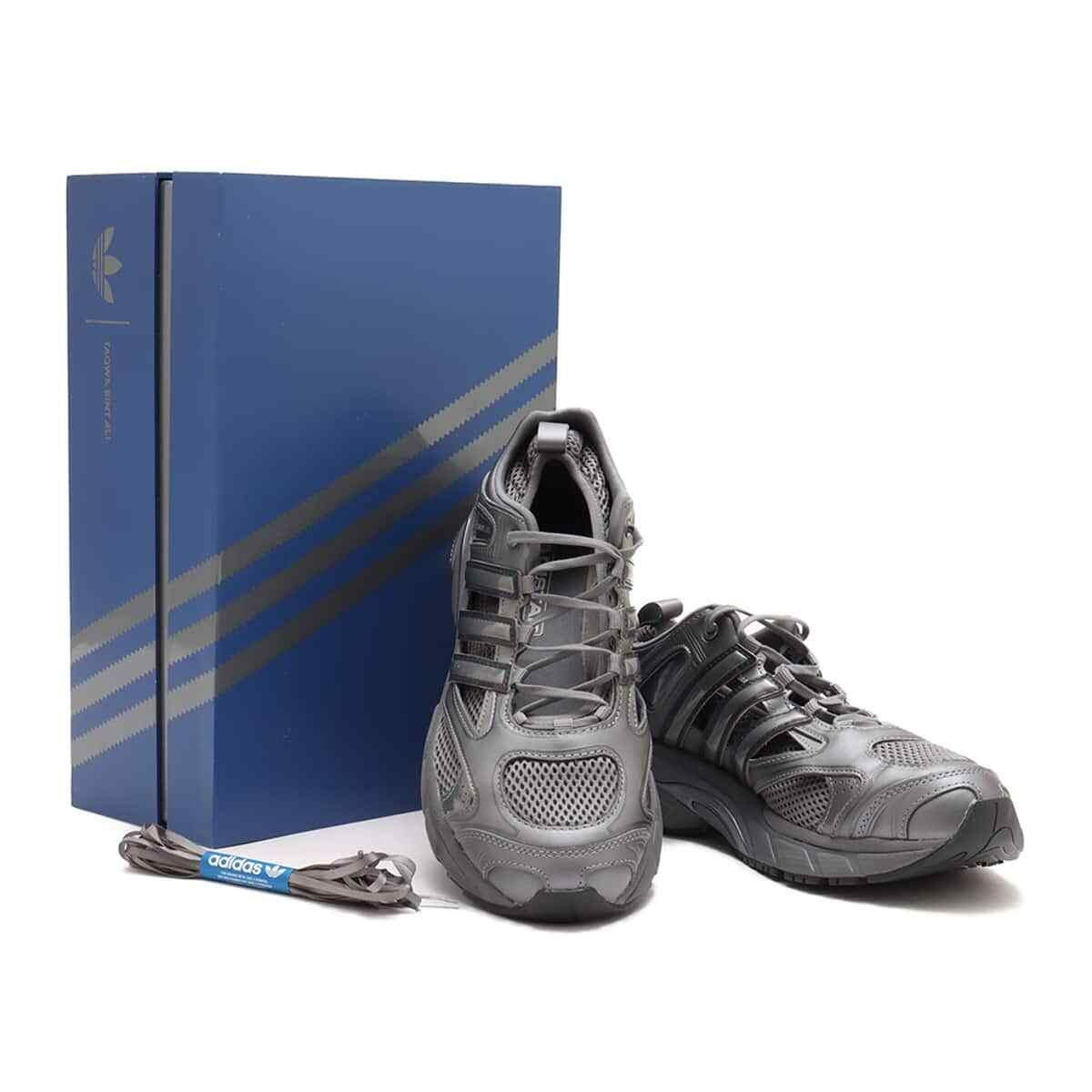 IH8562 Taqwa Bint Ali adidas Originals Adistar Pose Iron Metallic (Women's)