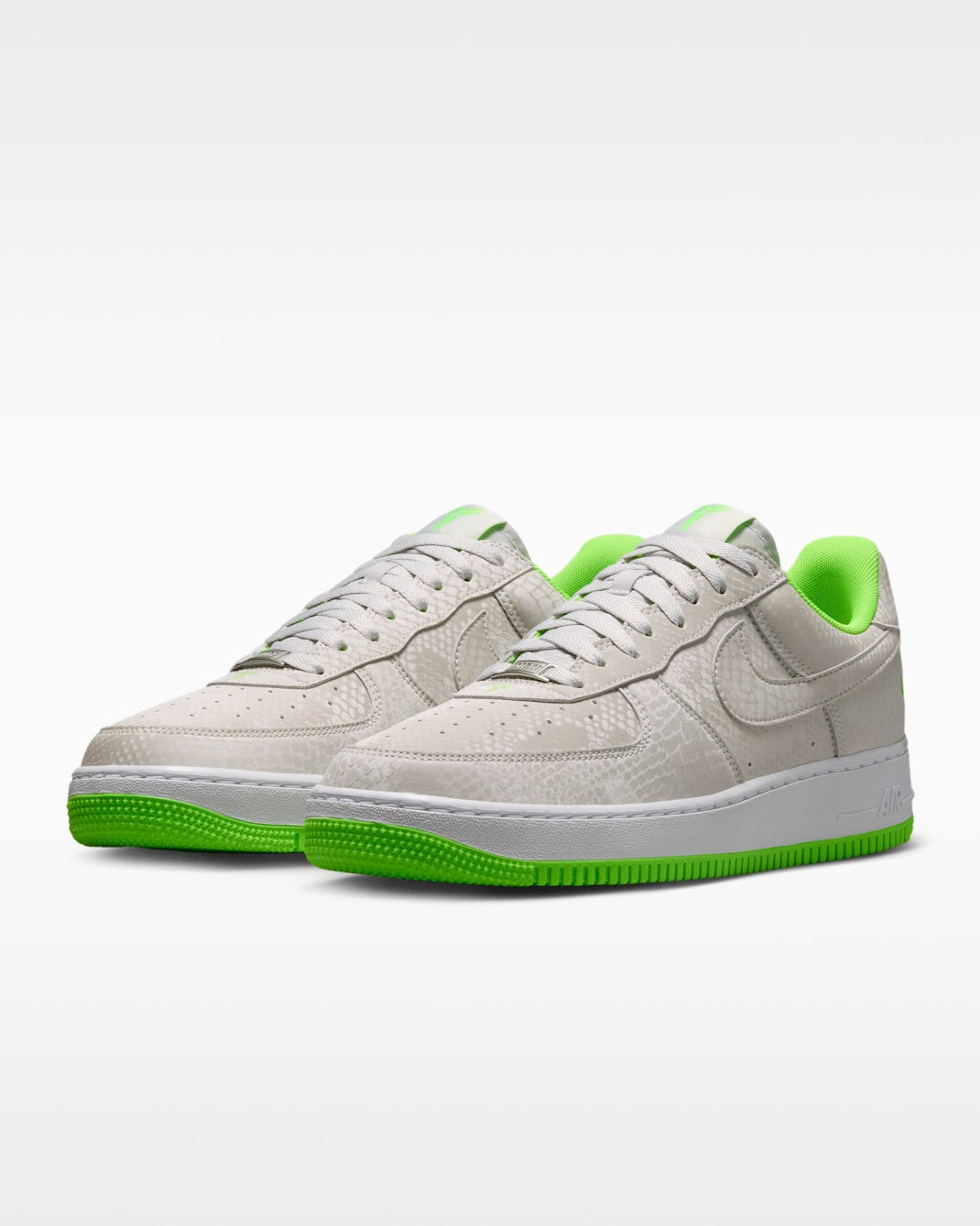 IB0018-006 Kobe Bryant à Nike Air Force 1 Low "Vast Grey"