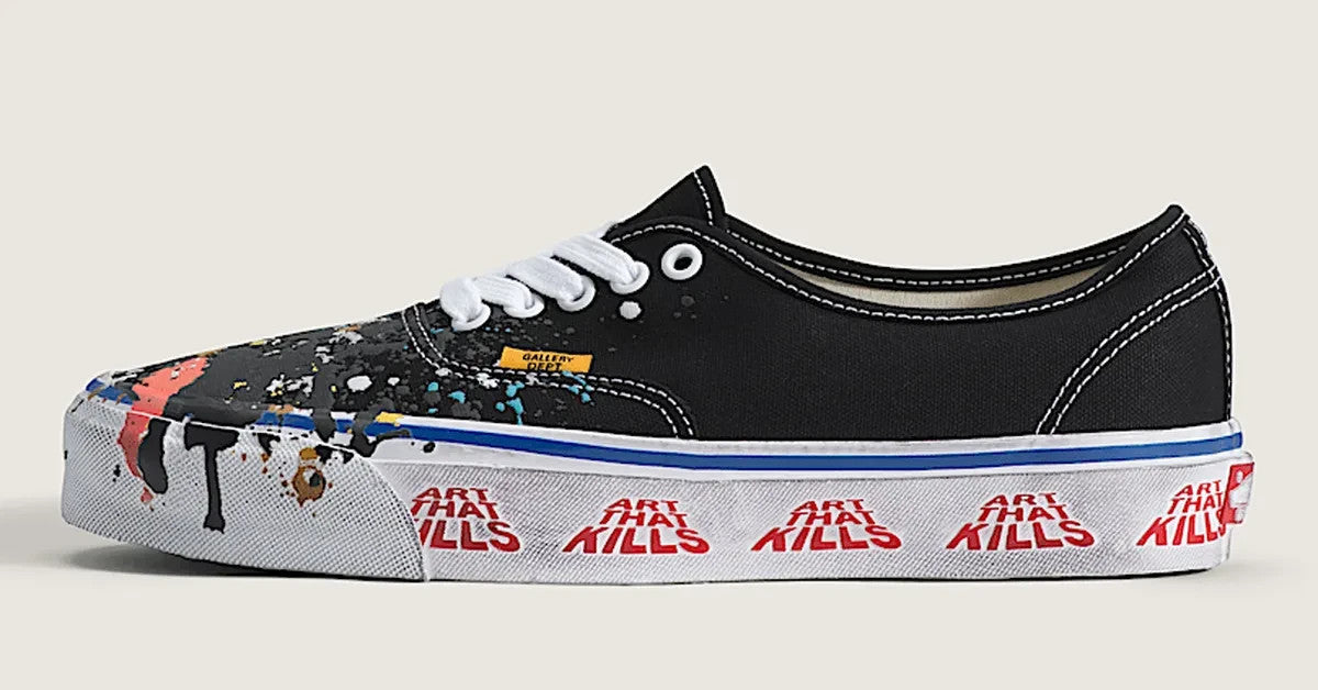 VN000EEUBLA Gallery Dept. Vans Authentic 44 Black (Men's)