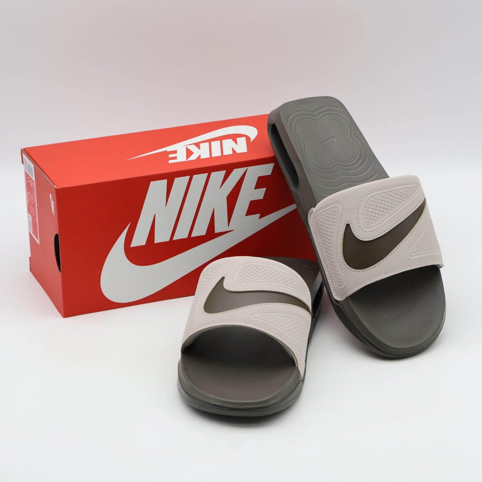 DC1460-203 DC1460-203 Nike Air Max Cirro Slides Dark HazelMoon Particle (Men's)