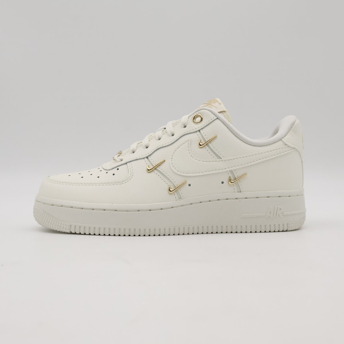 FV3654-111 Nike Women's Air Force 1 '07 LX Sail Metallic Gold (Women's)