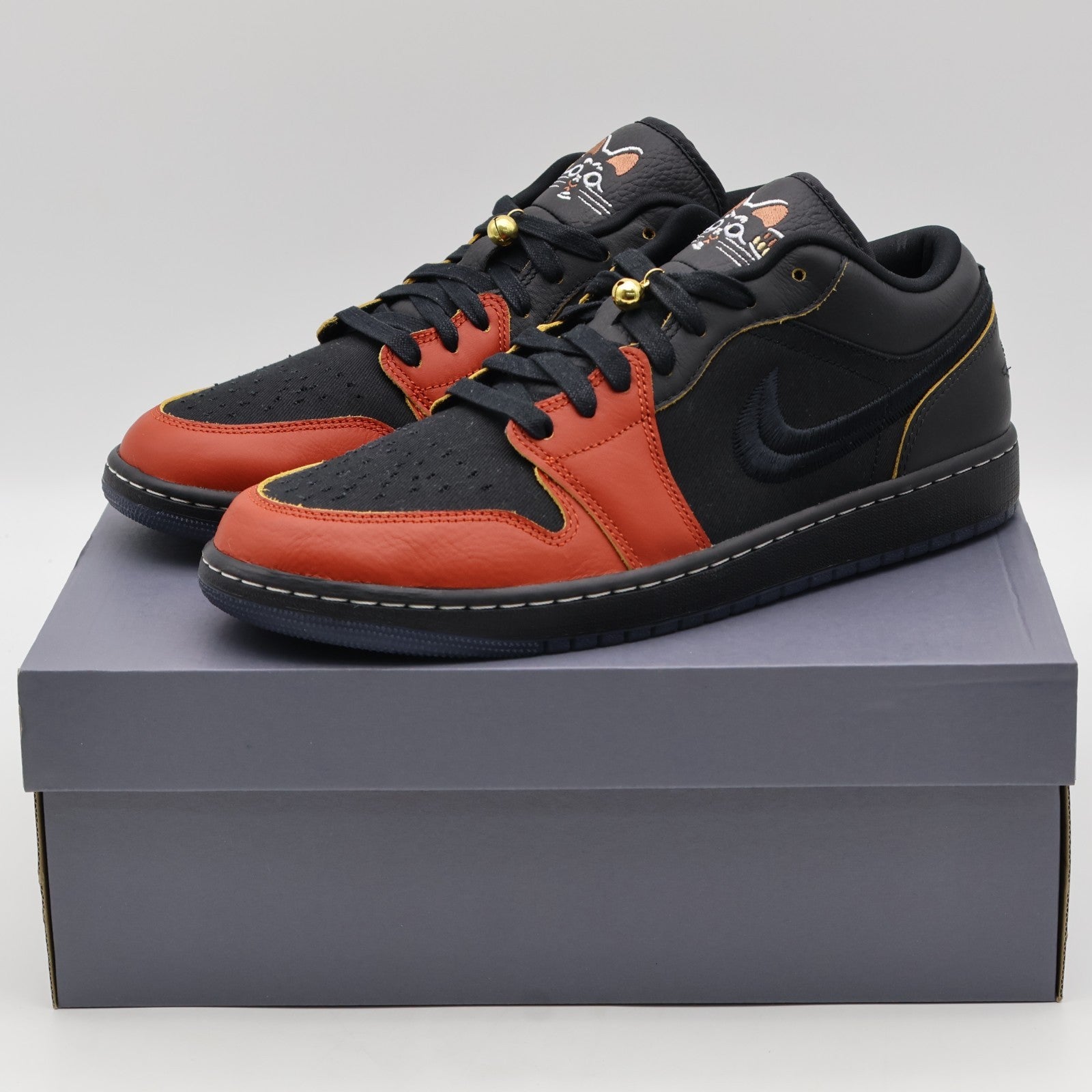 IQ3460-010 Nike Air Jordan 1 Low SE Lucky Cat (Men's)
