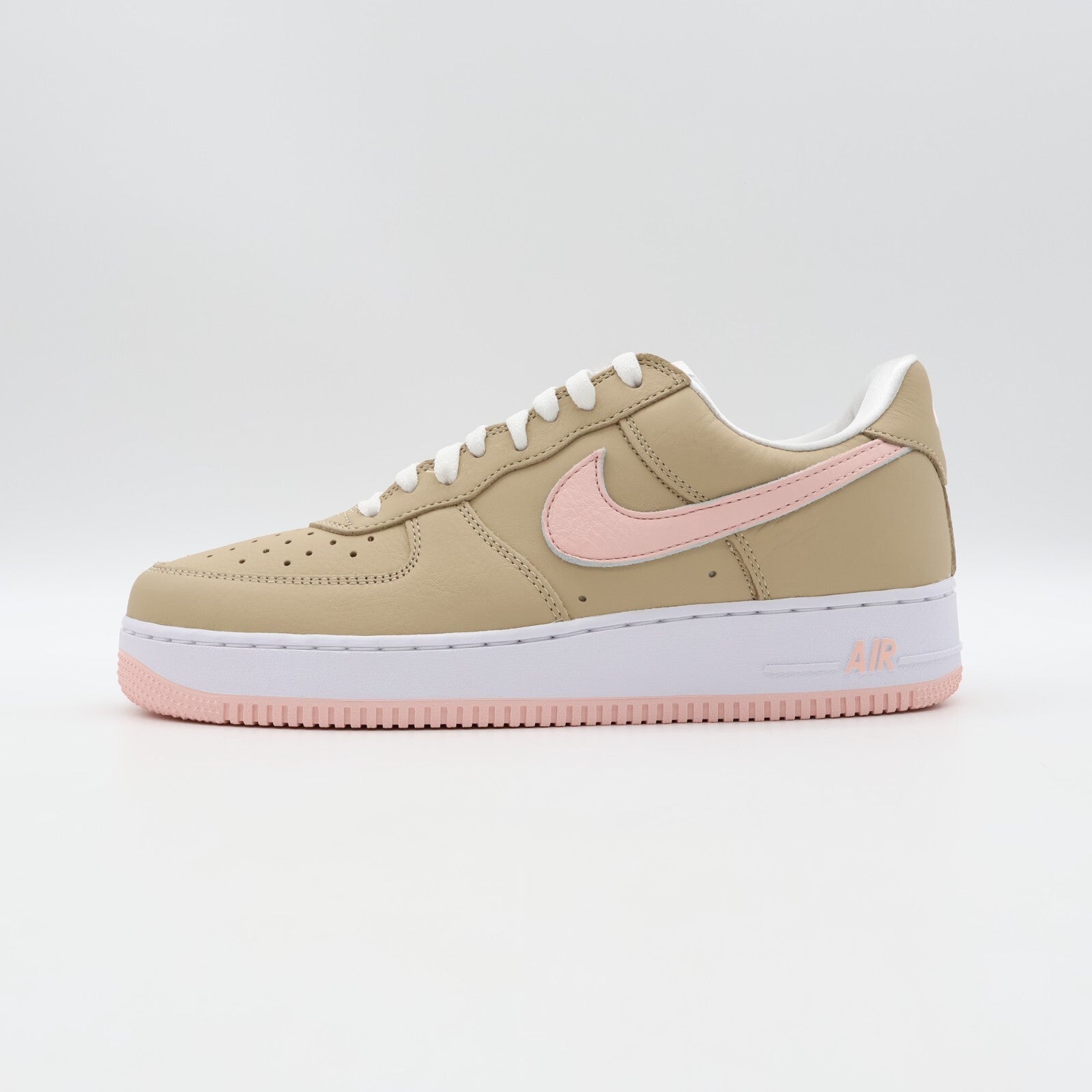 845053-201 Nike Air Force 1 Low Retro Linen Atmosphere True White Pink (Men's)