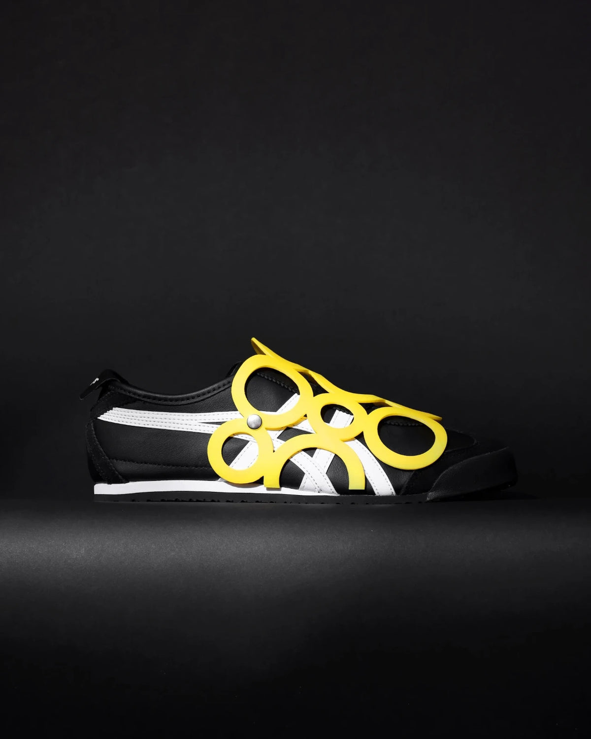 SNDN-SNKR-10703 COMME des GARCONS Ã Onitsuka Tiger Mexico 66 3D Modeling (Men's)