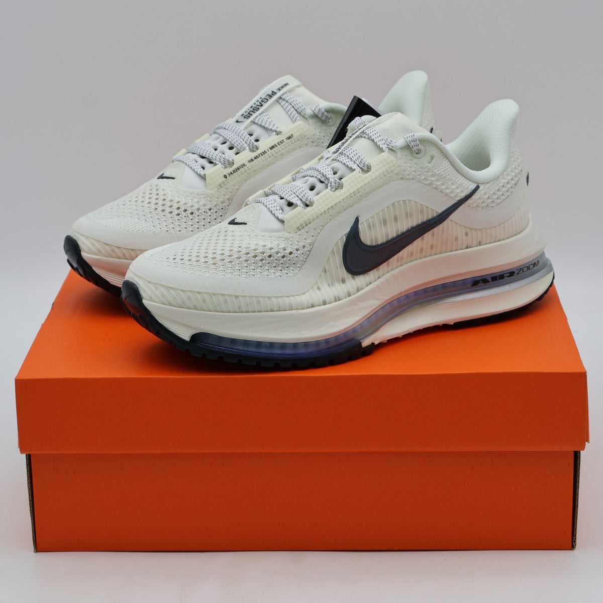 HQ2593-106 Nike Pegasus Premium Sail (Women's)