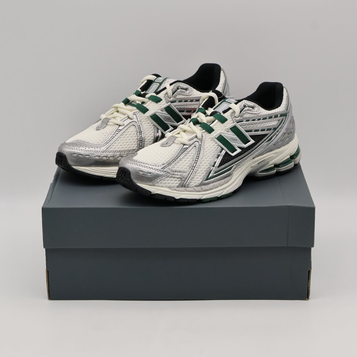 M1906REU New Balance 1906R Metallic Silver Green (Men's)