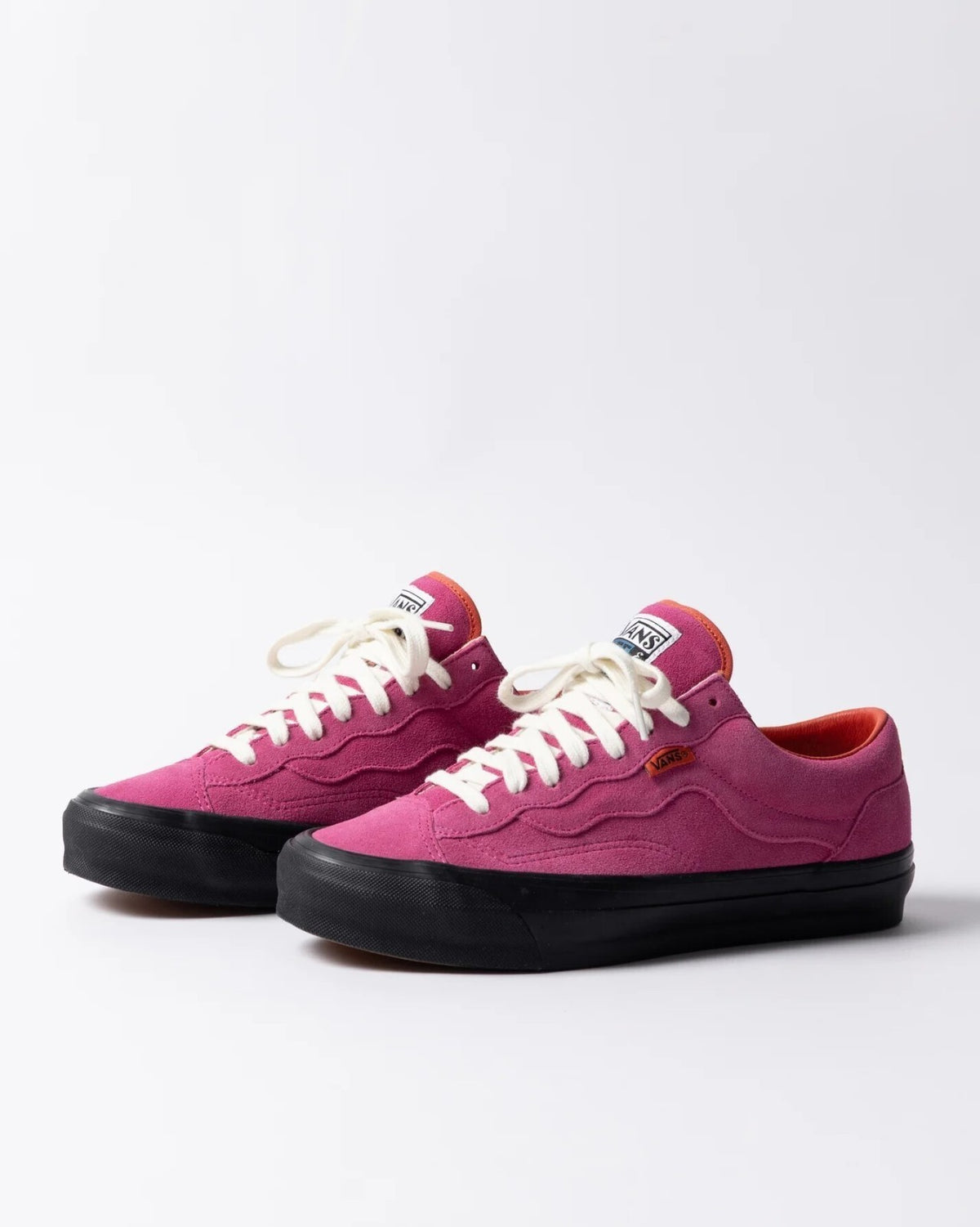VN000Y11HFH Parra à OTW by Vans Old Skool 36 "Pink" (Men's)
