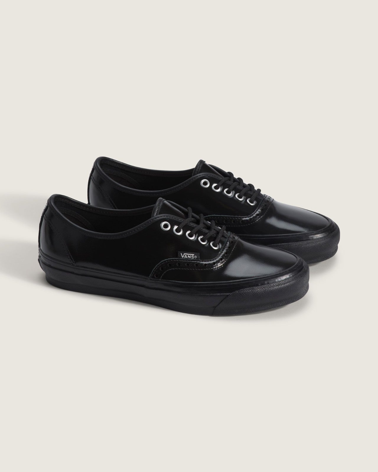 VN000V33BKA Vans OTW AUTHENTIC 44 SIPED VIBRAM GLOSS LEATHER BROGUE BLACK(Men's)