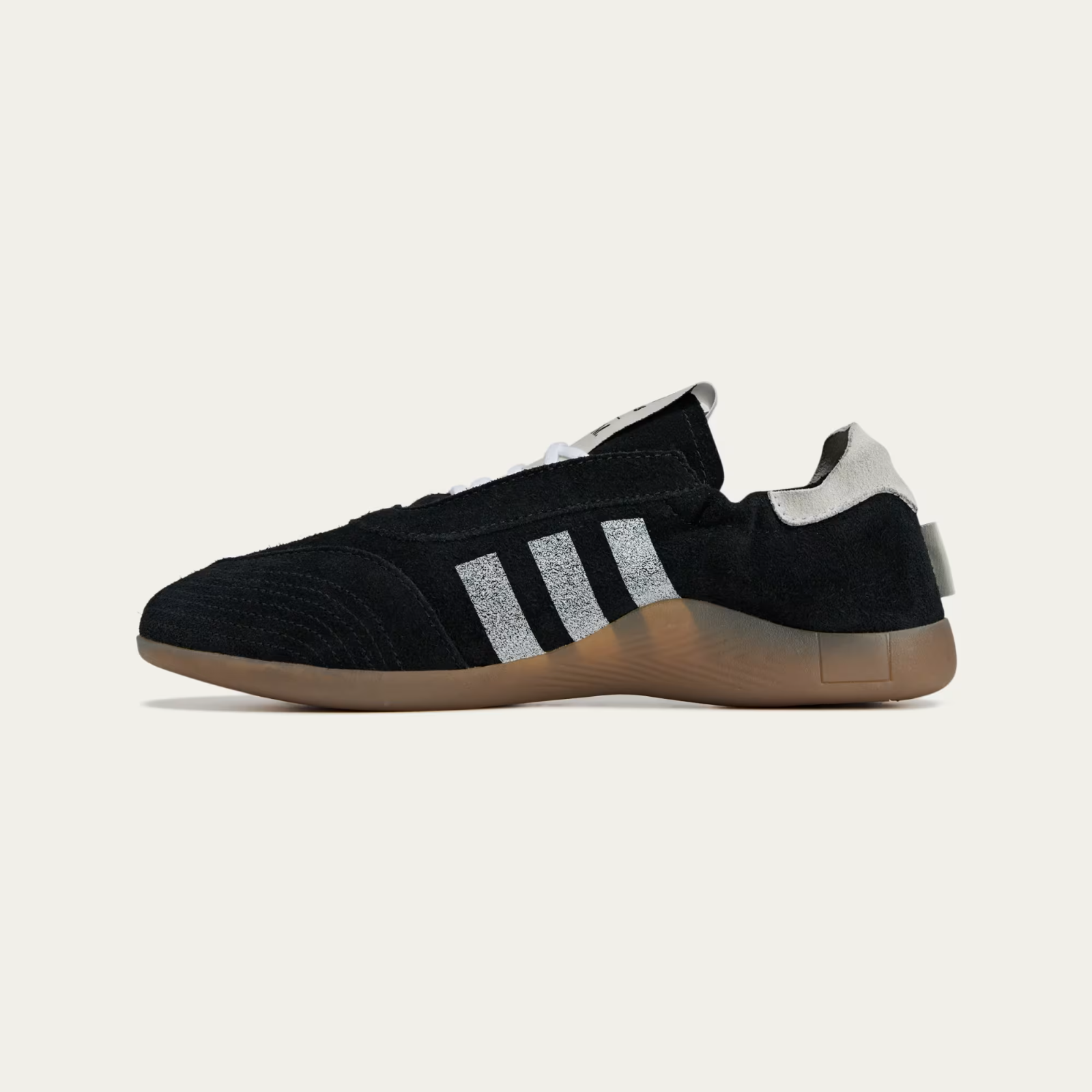 HP3517 Song for the Mute à adidas Originals Taekwondo Mei Core Black (Women's)