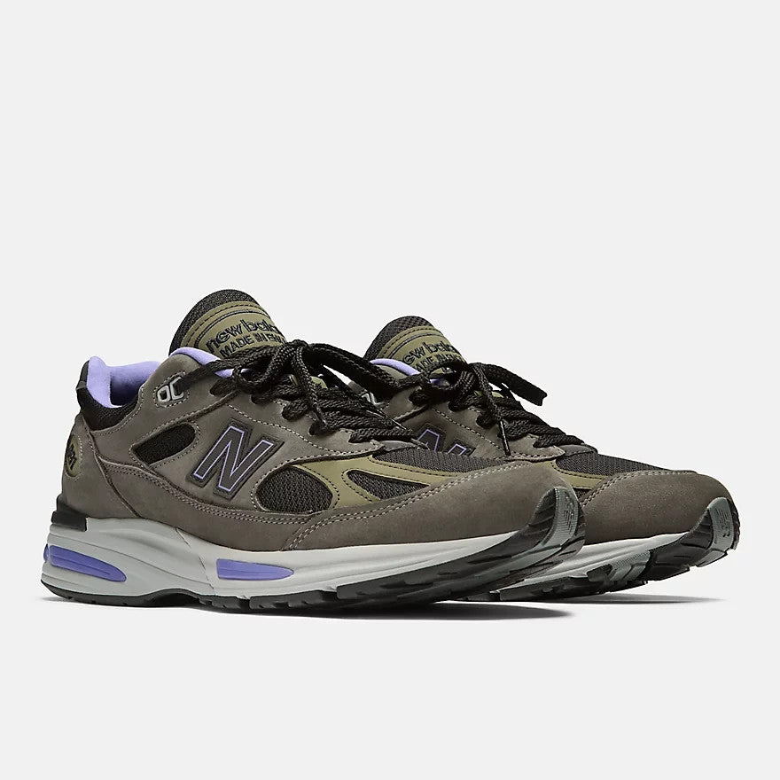 U991GP2 New Balance 991V2 Raven (Men's)