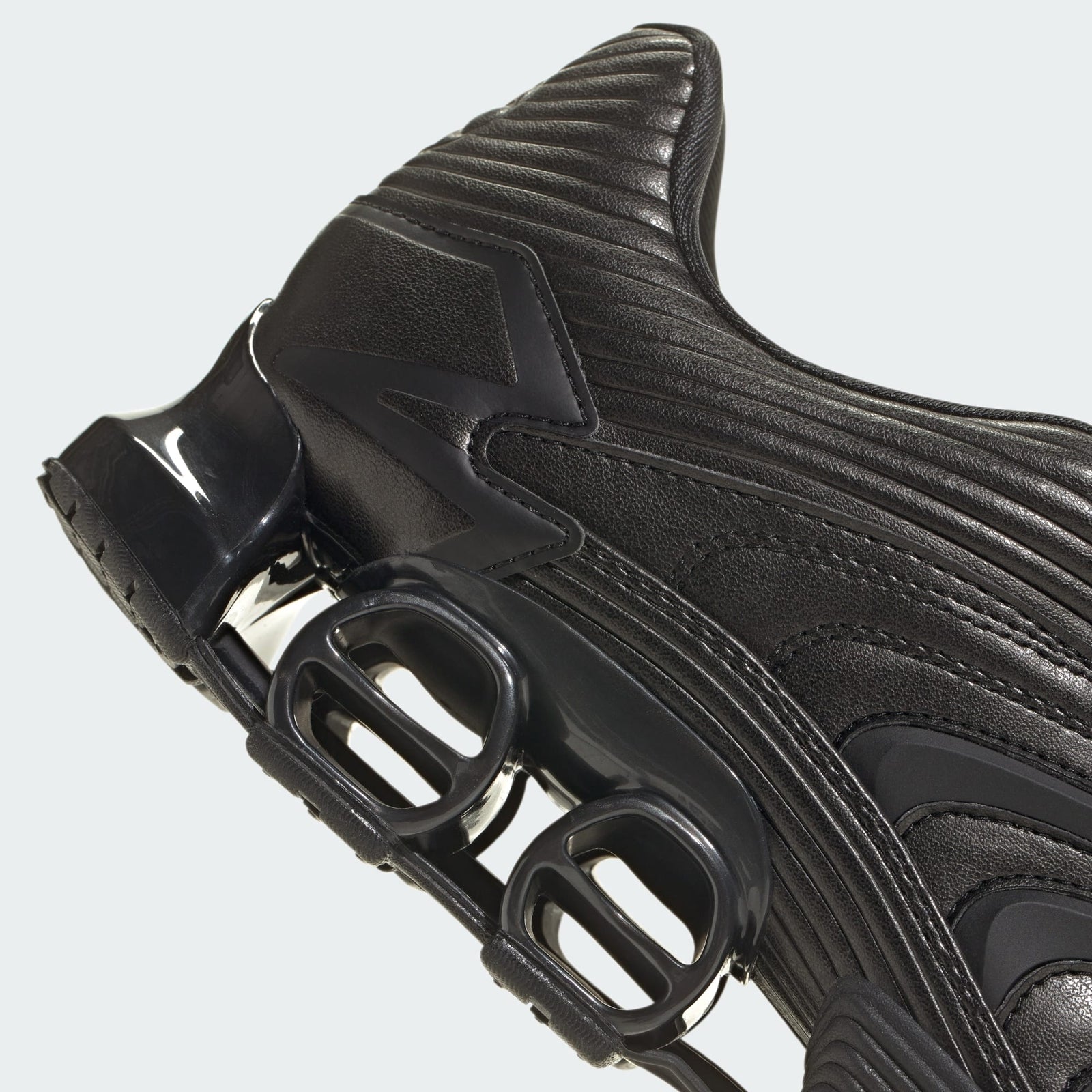 JR5567 adidas Predator Megaride Core Black (Men's)