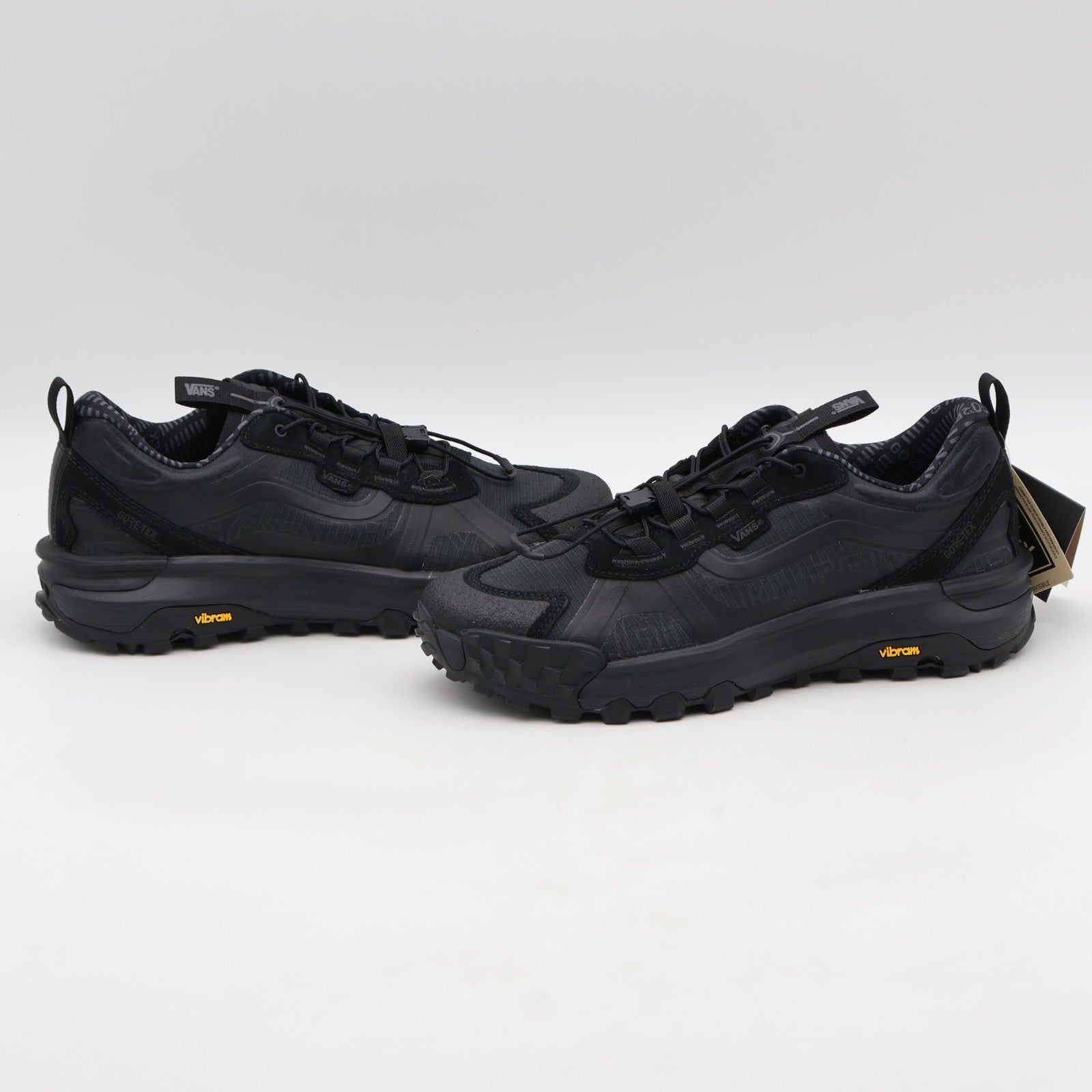 VN000DAM1OJ Vans Crosspath XC GORE-TEX Blackout (Men's)