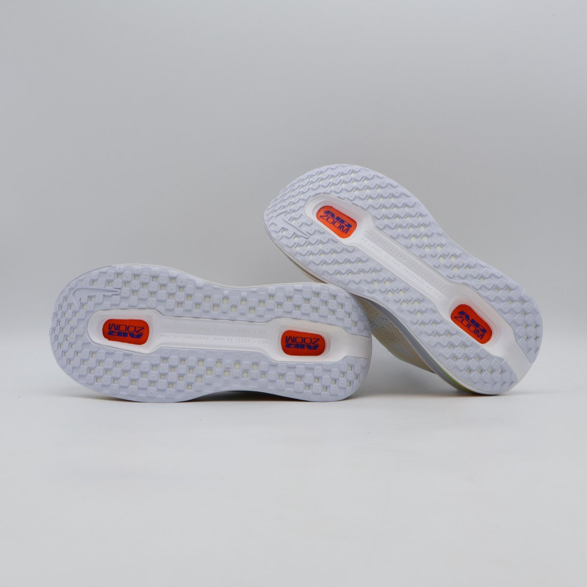HQ2050-101 Nike Vomero Premium "White/Total Orange/Lapis"