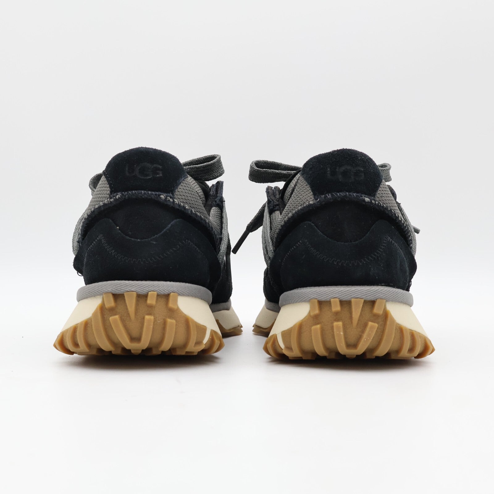 1167491-BLK UGG RETROFI LOW BLACK (Women's)