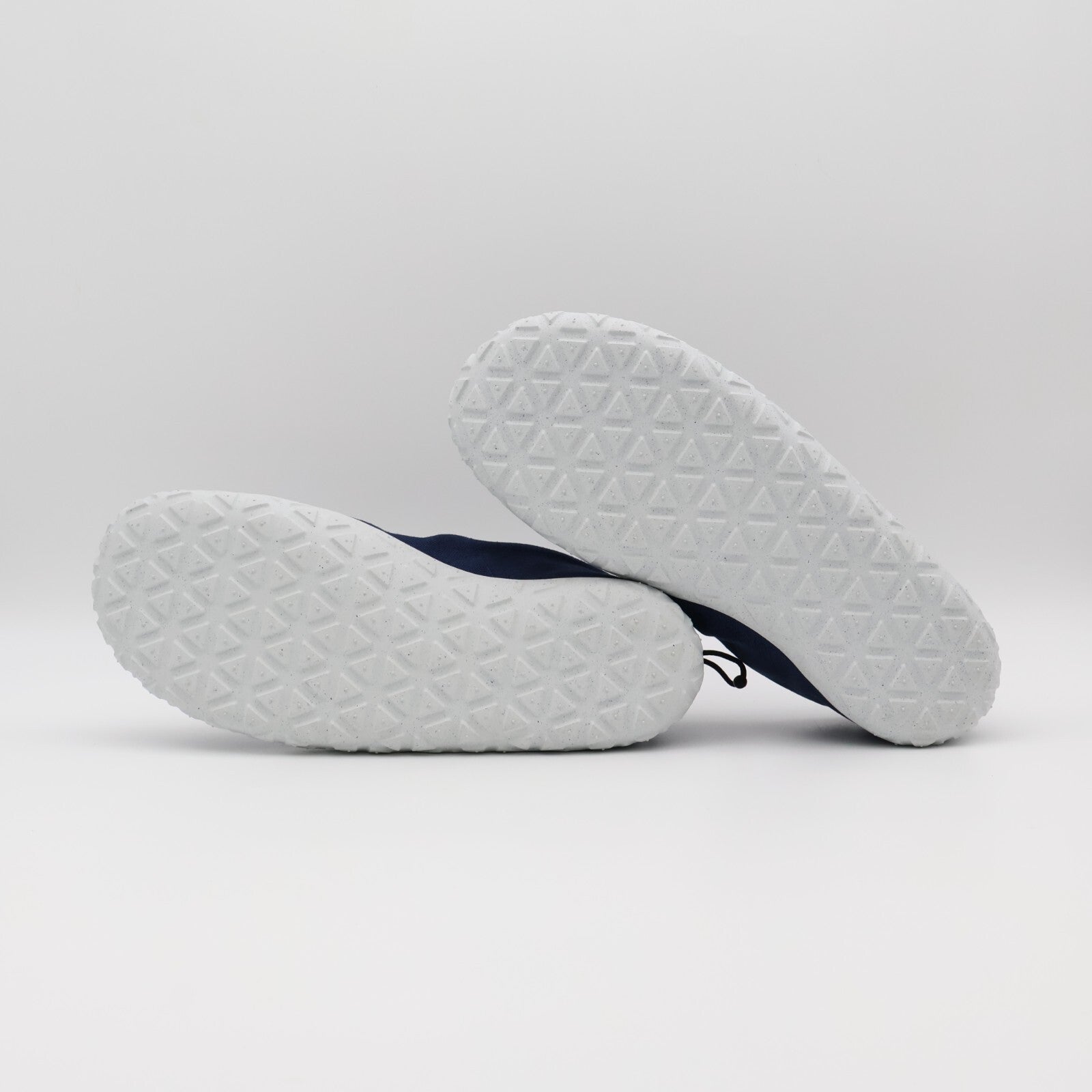 FV4572-400 Nike ACG Moc Armory Navy Black University Red Sail (Men's)