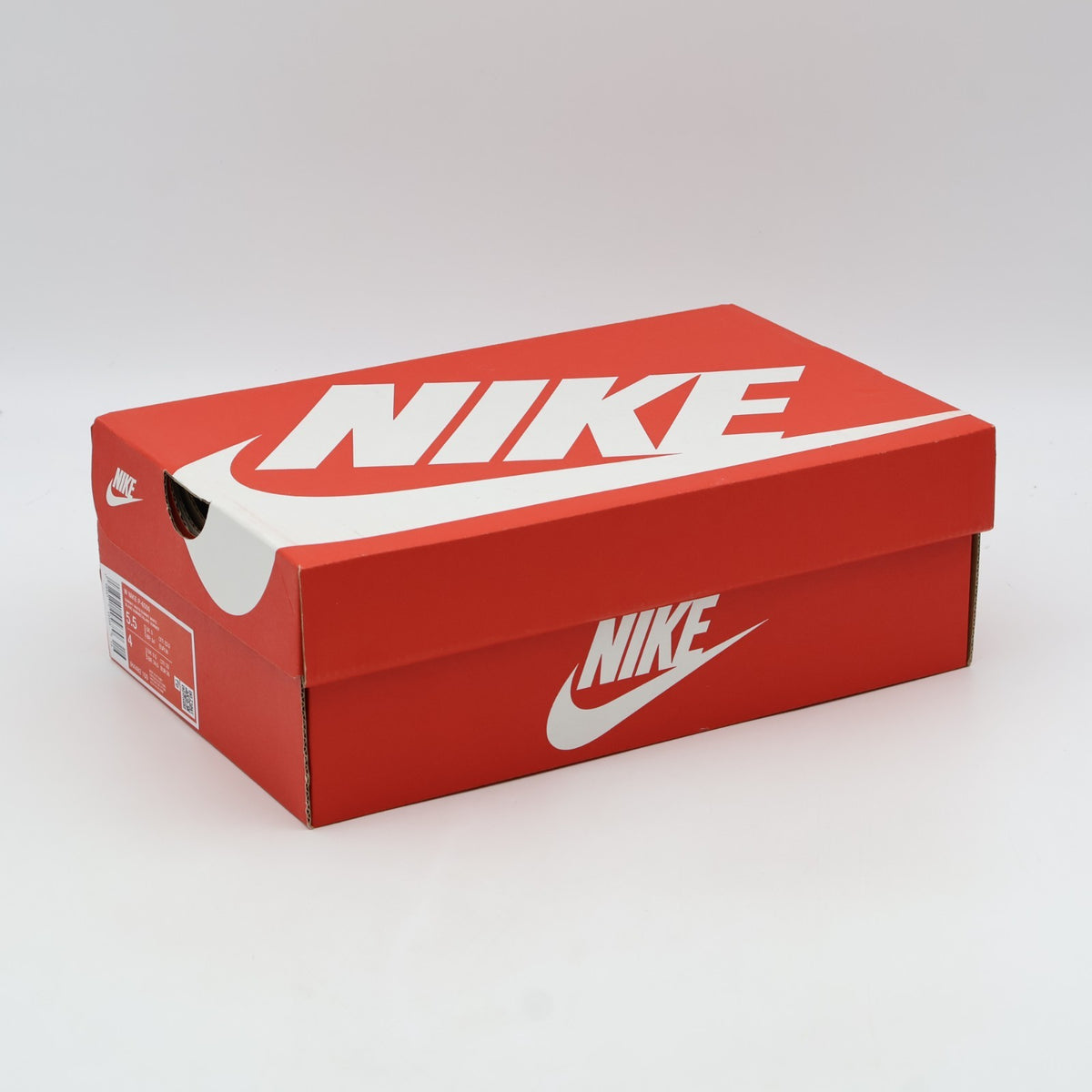 IH4482-100 Nike P-6000 Shoes Summit White Kelly Green Summit White (Women's)