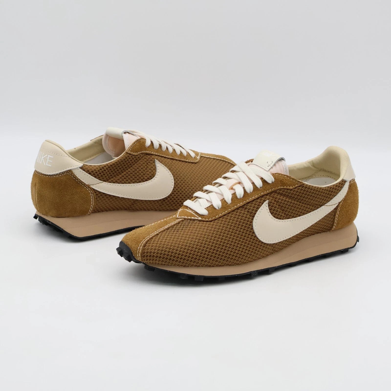 IB8868-222 NIKE LD-1000 BAROQUE BROWN/PEARL WHITE-HEMP (Men's)