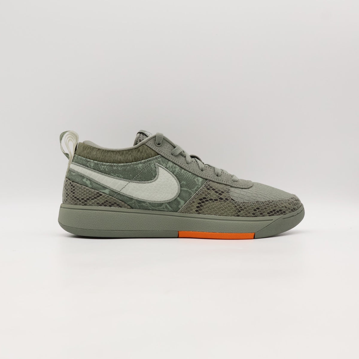 HF6235-002 Nike Book 1 PRM Hike (Men's)