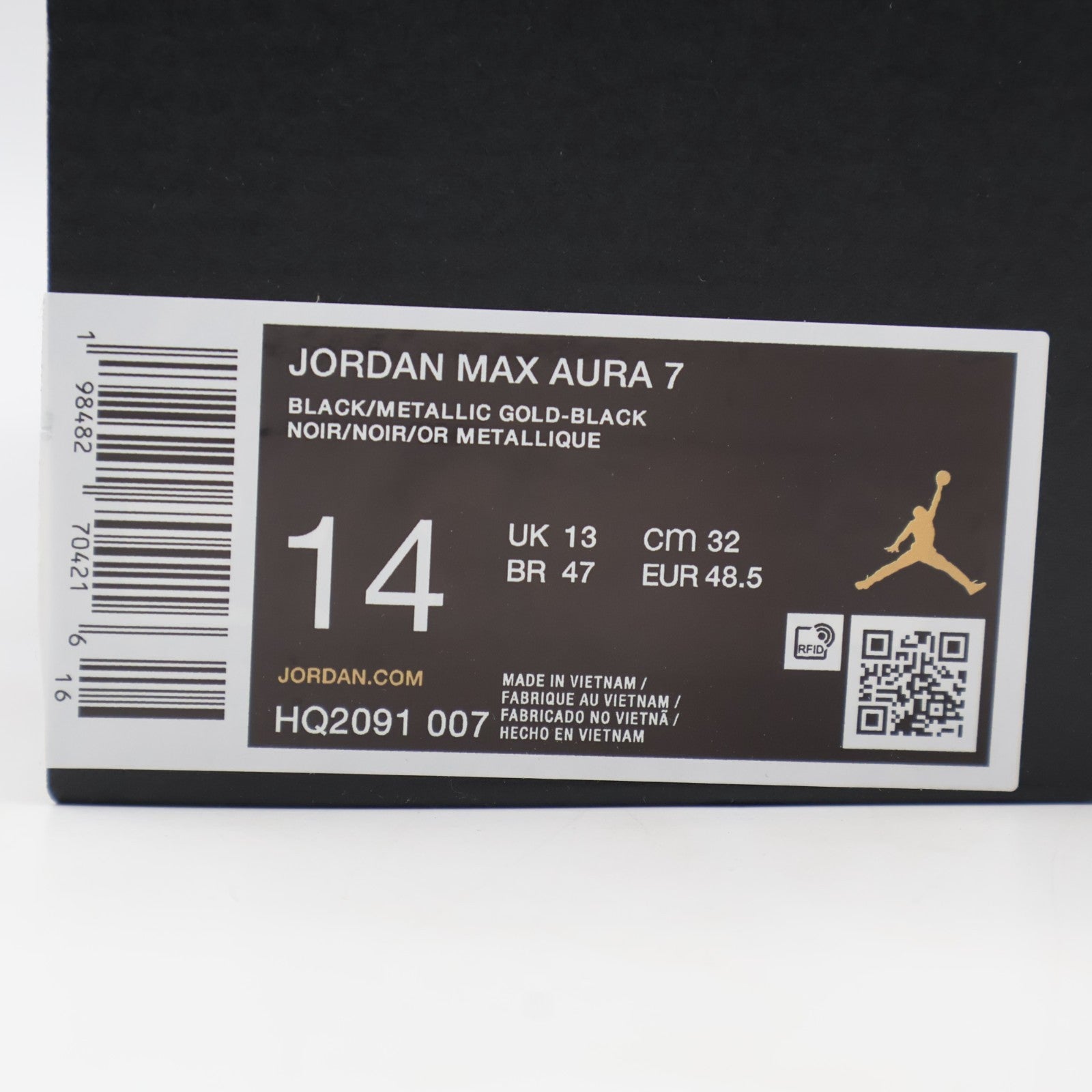 HQ2091-007 Nike Jordan Max Aura 7 Black Black Metallic Gold (Men's)