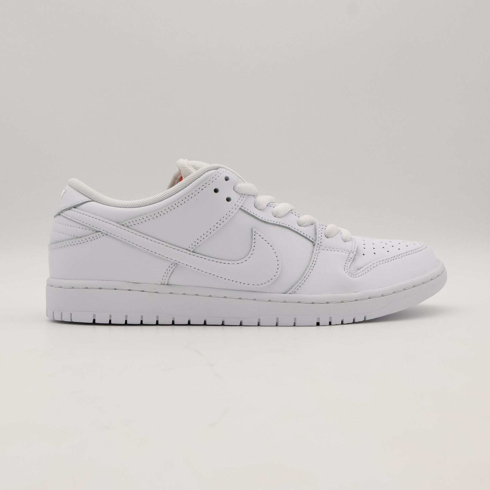 FJ1674-100 Nike SB Dunk Low Pro ISO Triple White (Men's)
