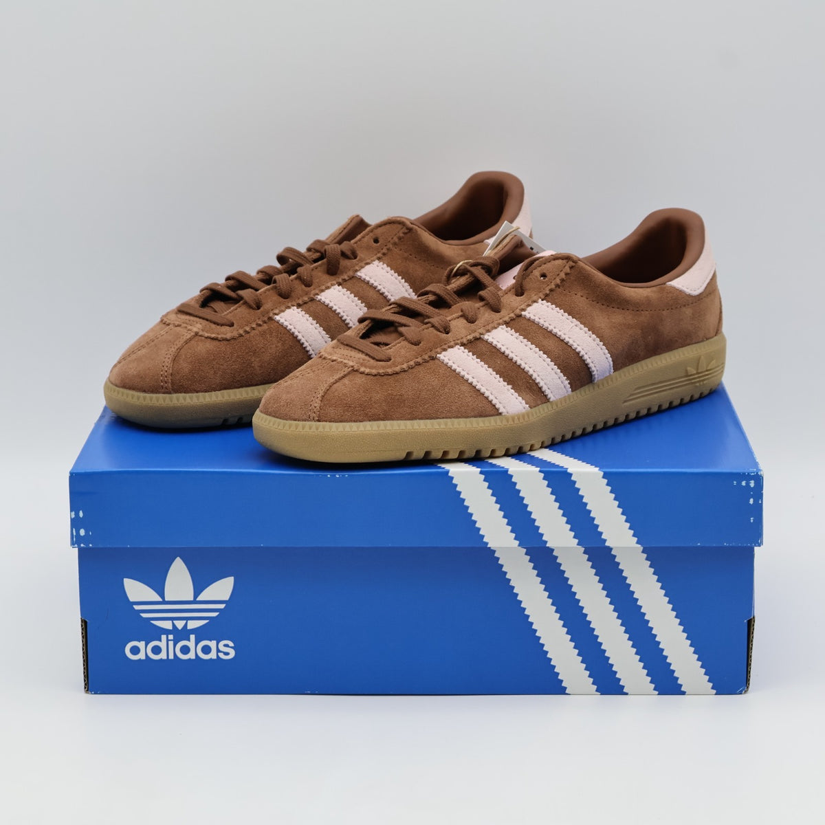 JH9088 adidas Originals Bermuda Preloved Brown Sandy Pink Gum (Women's)