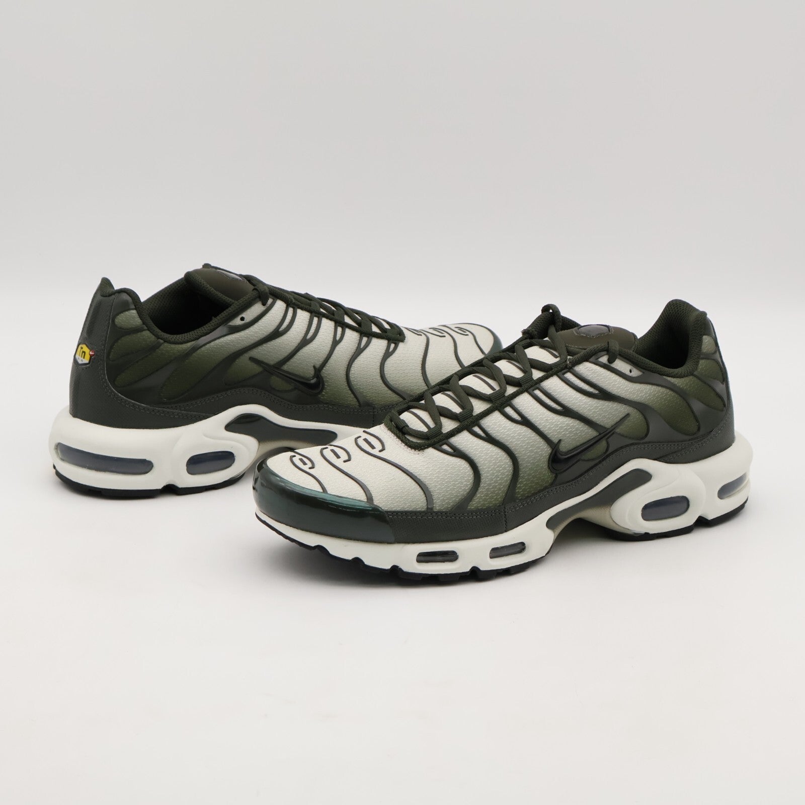 DM0032-300 Nike Air Max Plus Sequoia Cargo Khaki Light Bone Black (Men's)