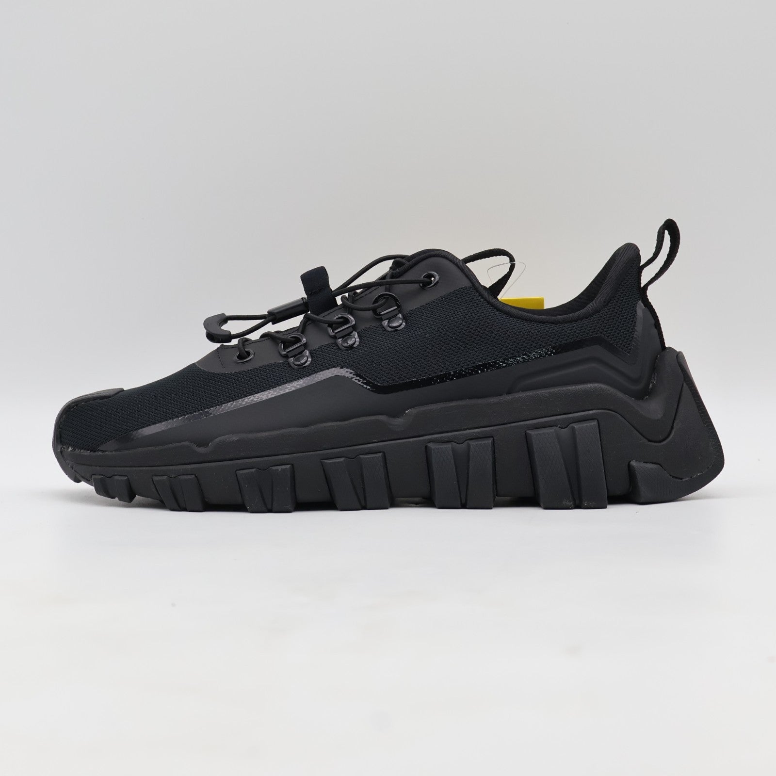 1183C450-001 ONITSUKA TIGER CRESTY FLEK BLACK BLACK (Men's)