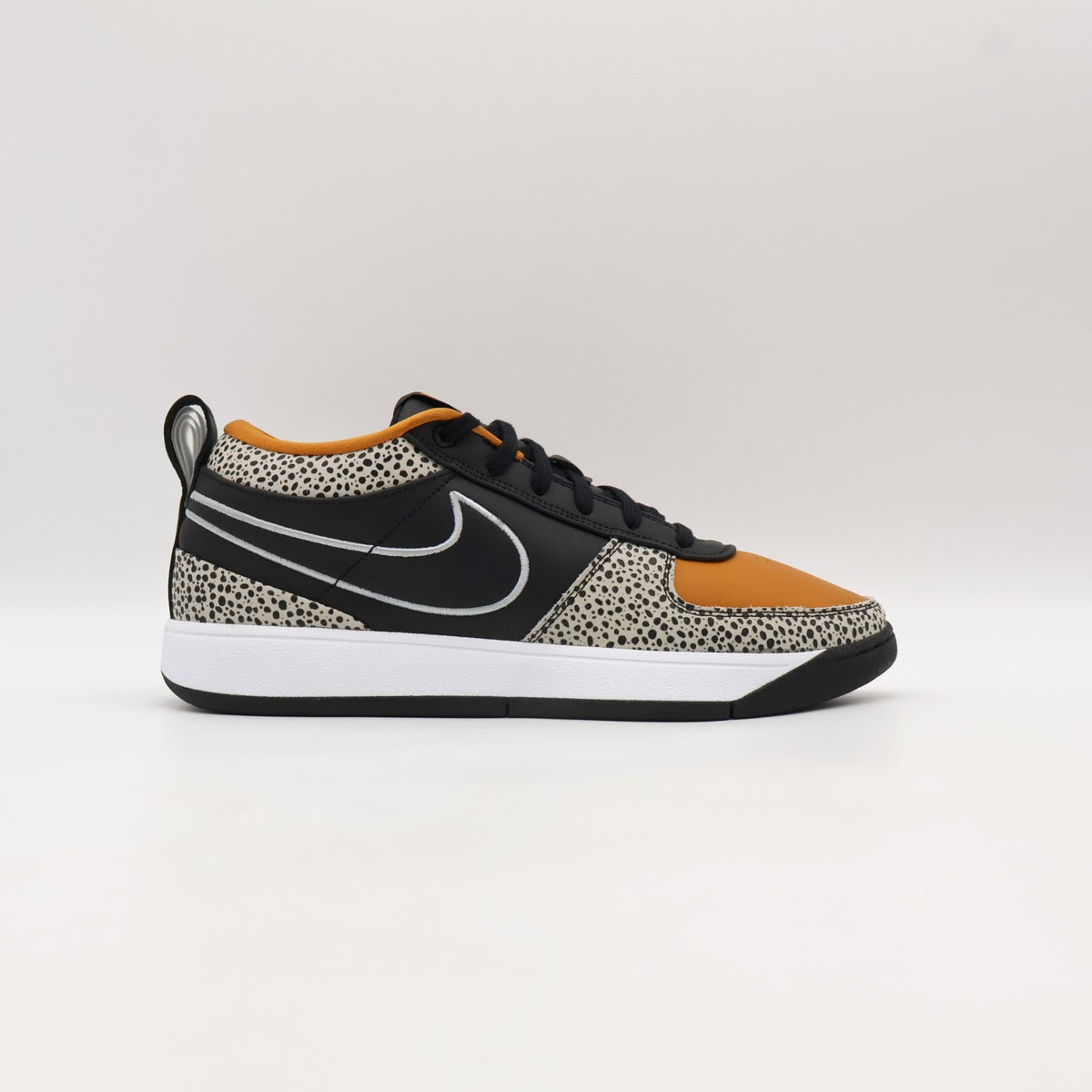 IO9703-001 Nike Book 1 Air Safari (Men's)