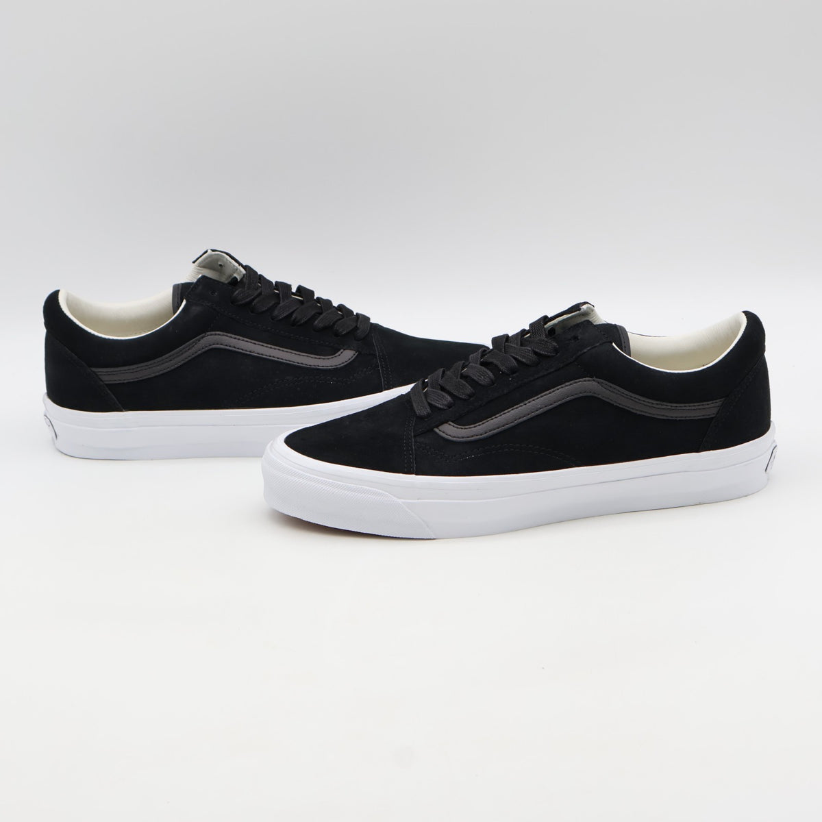 VN000D9JCJJ Vans PREMIUM OLD SKOOL PIG SUEDE BLACK (Men's)