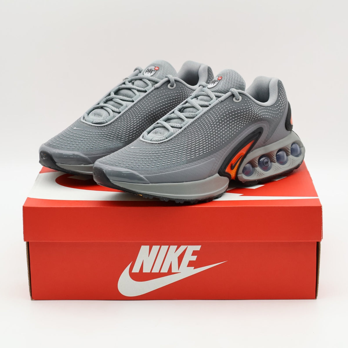 DV3337-004 Nike Air Max DN Particle Grey Black Smoke Grey Wolf Grey (Men's)