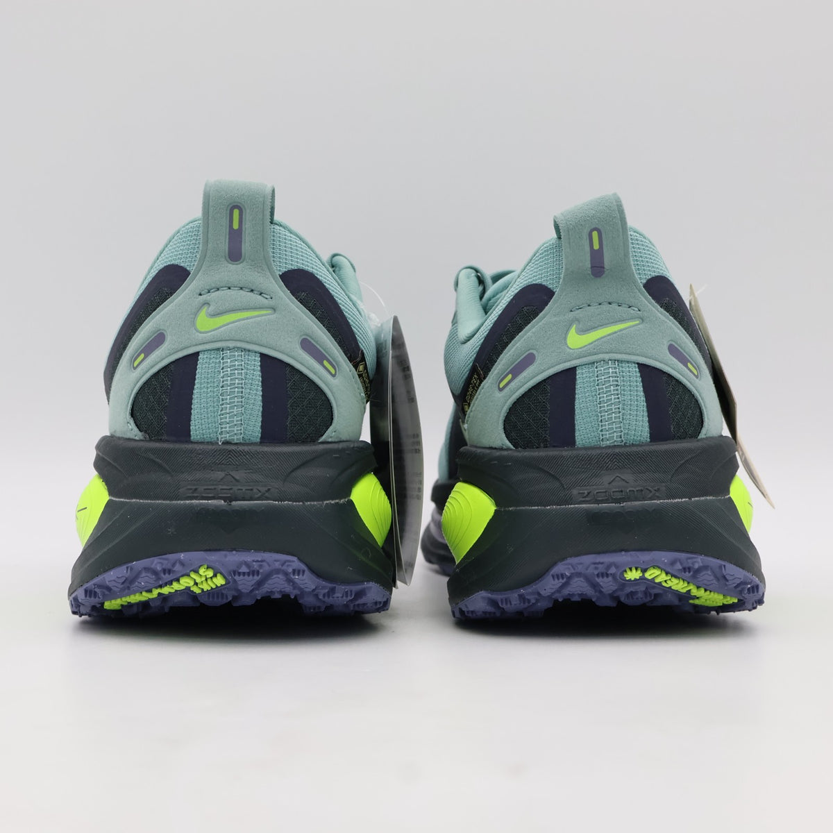HQ7001-300 Nike Vomero 18 GORE-TEX Seaweed Cannon Volt Barely Volt (Men's)