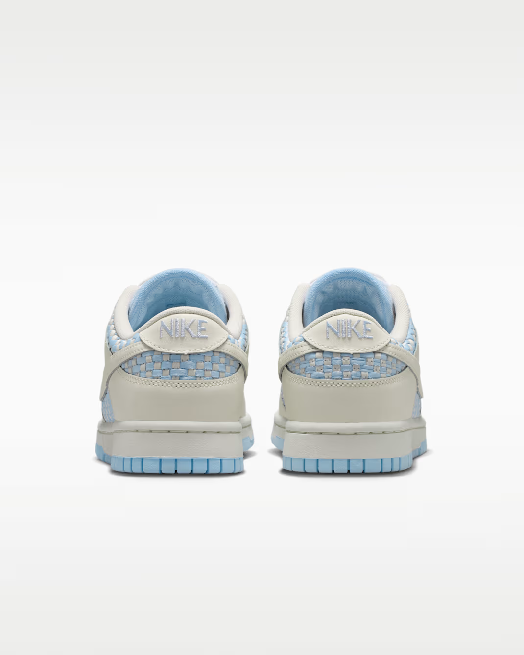 IH2476-401 Nike Dunk Low "Hydrogen Blue/Sail" (Women's)