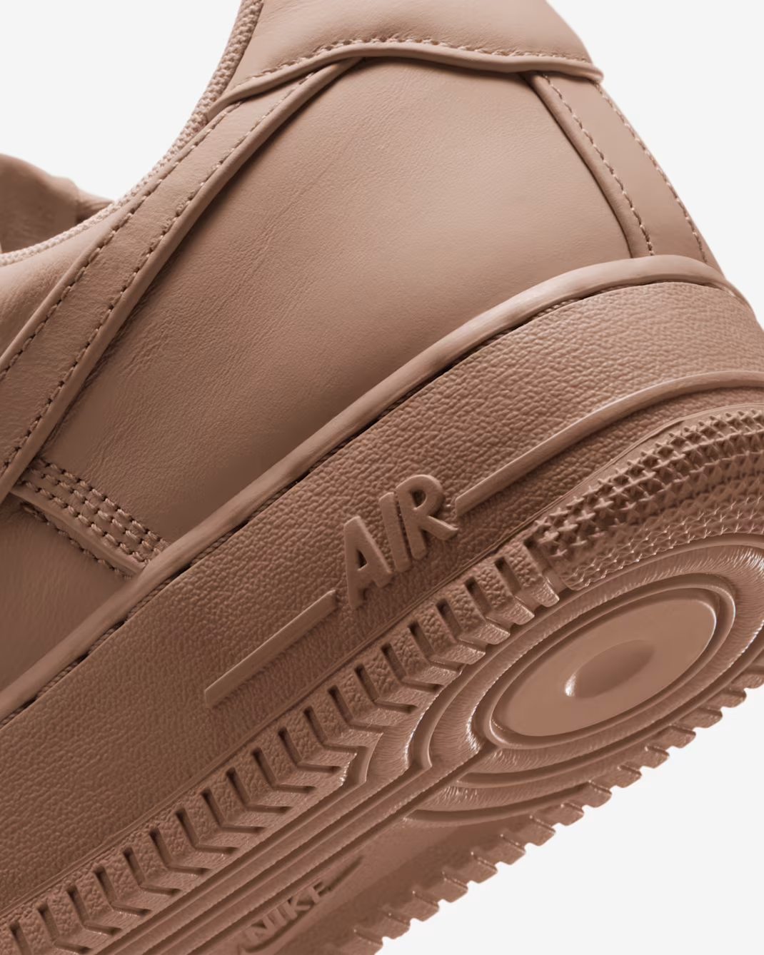IM3078-200 Nike Air Force 1 Low Retro Premium Vachetta Tan (Men's)
