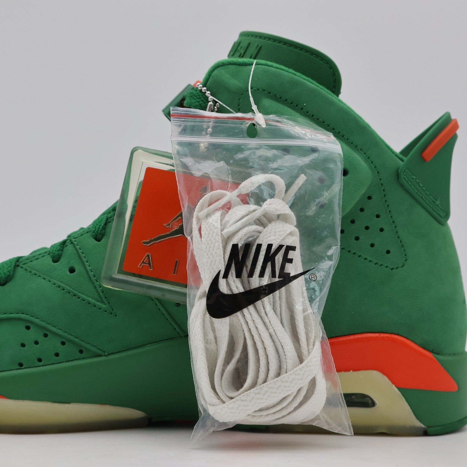 AJ5986-335 NIKE AIR JORDAN 6 RETRO GATORADE GREEN (Men's)