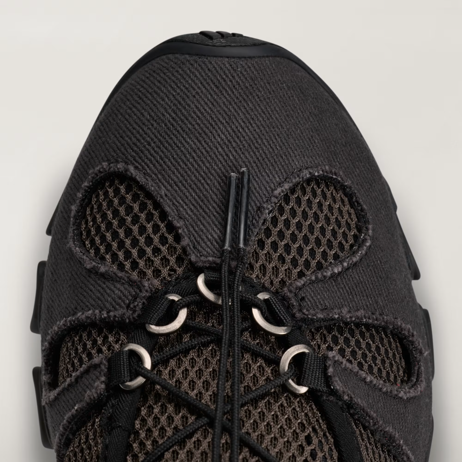 KK2728 Avavav adidas Megaride Core Black Shadow Olive (Women's)