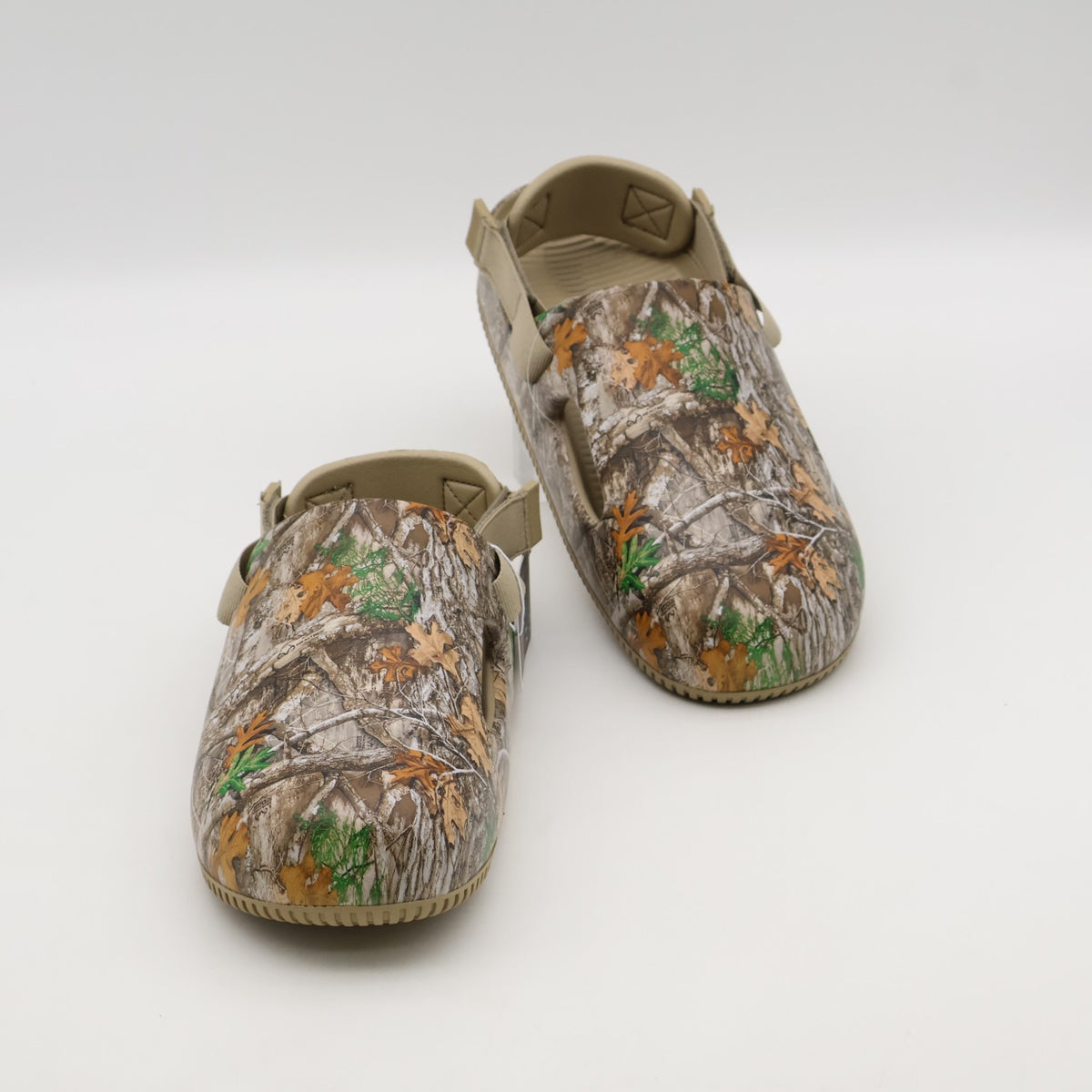 IB4360-200 Nike Calm Mule Realtree Camo IB4359-200 (Men's)
